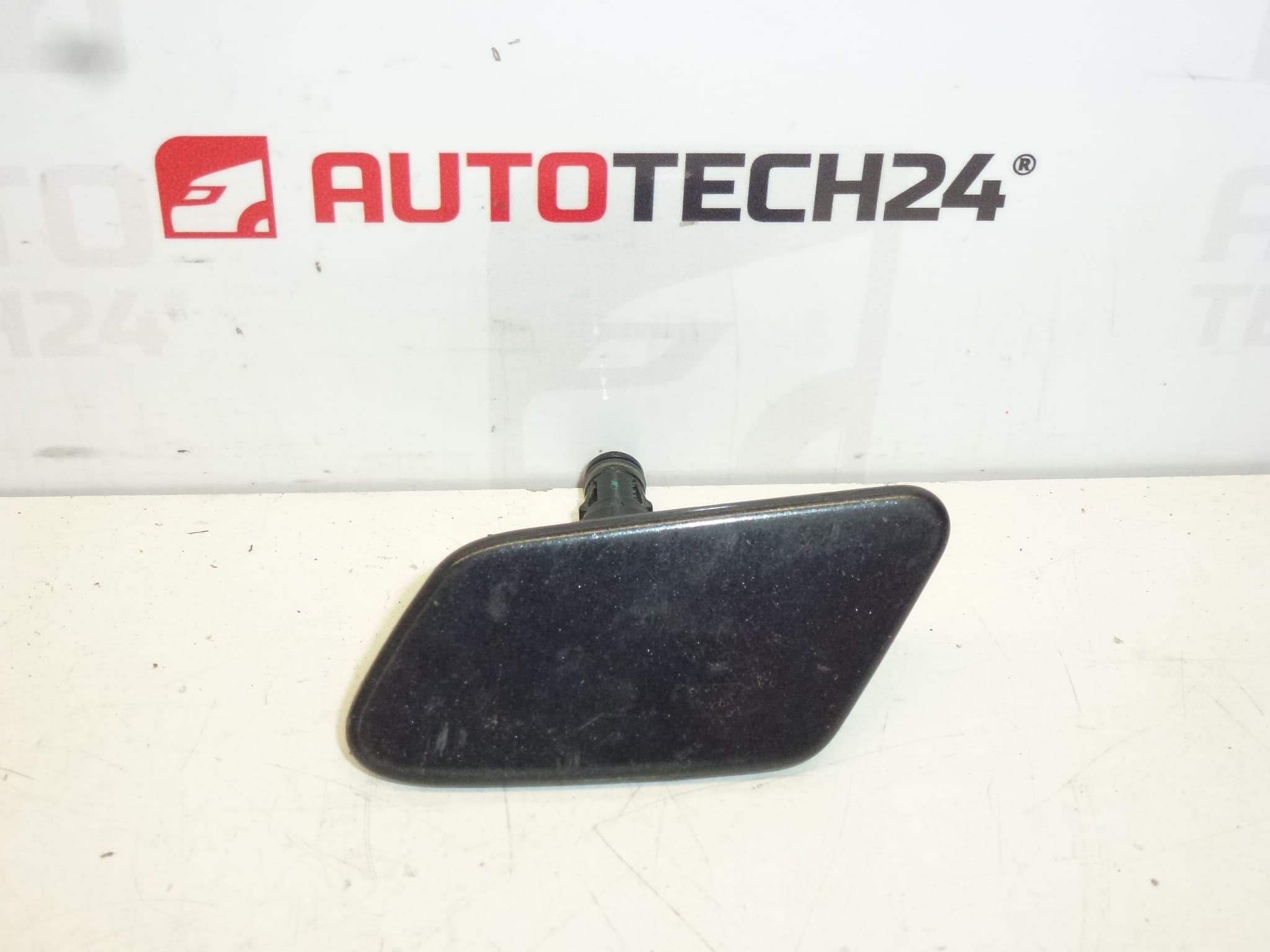 Ακροφύσιο πλυντηρίου με καπάκι αριστερό φως Citroën C8 6438K3 6438K7