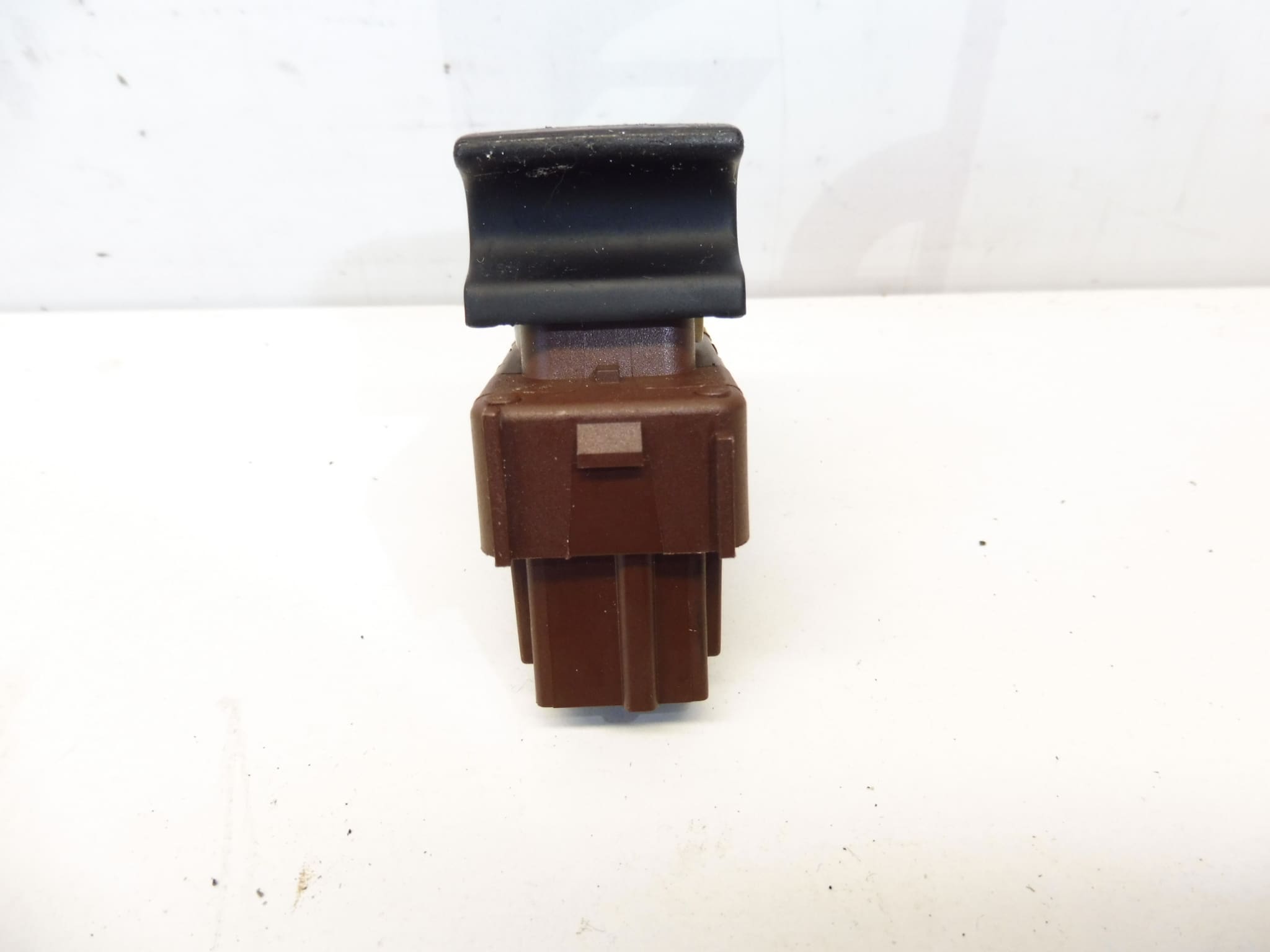 Οδηγός παραθύρων PSA Peugeot 308 CC CABRIO 96631385XT 6490S9 - Image 2