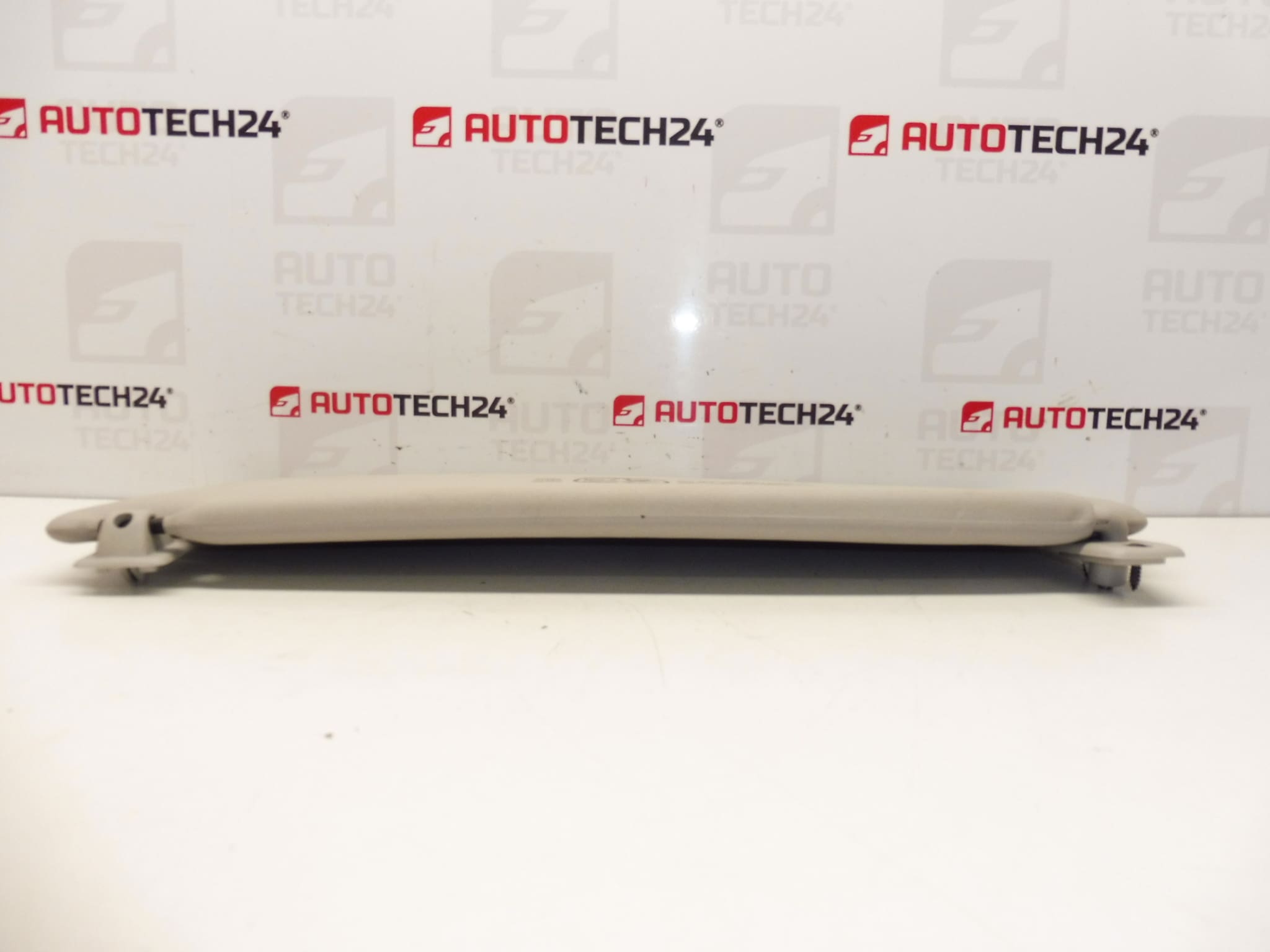 Προστατευτικό ηλίου δεξί Citroën Peugeot 8143SW - Image 2