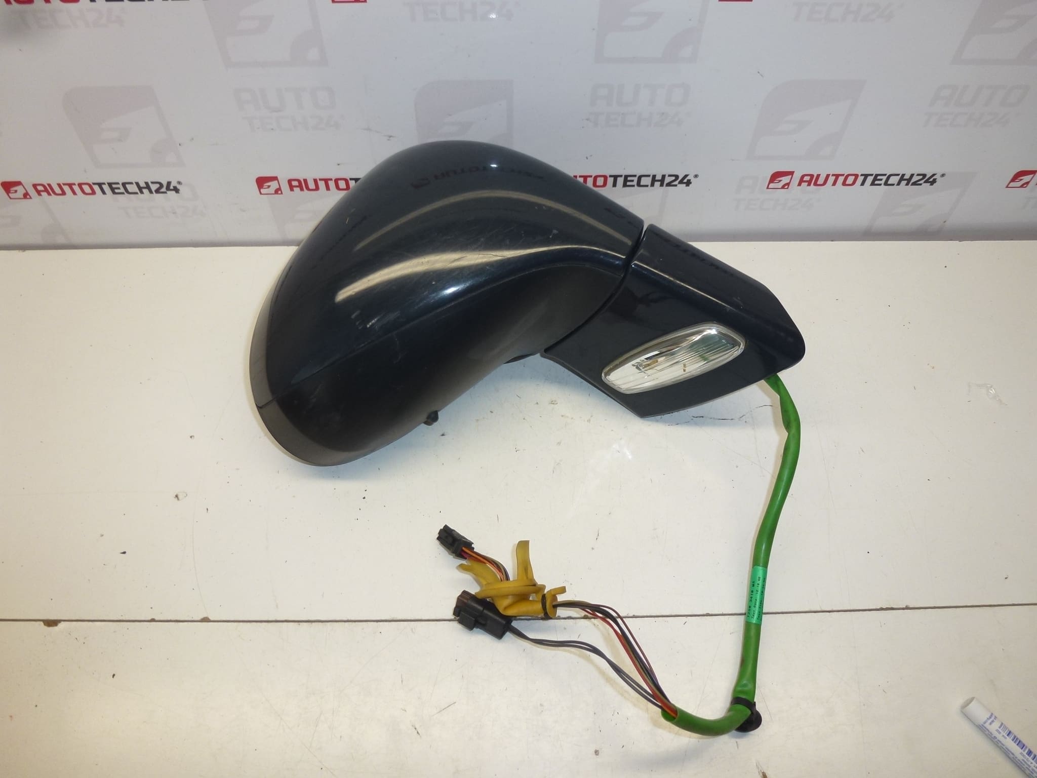 Δεξιός καθρέφτης Peugeot 308 KTGA 8153NC