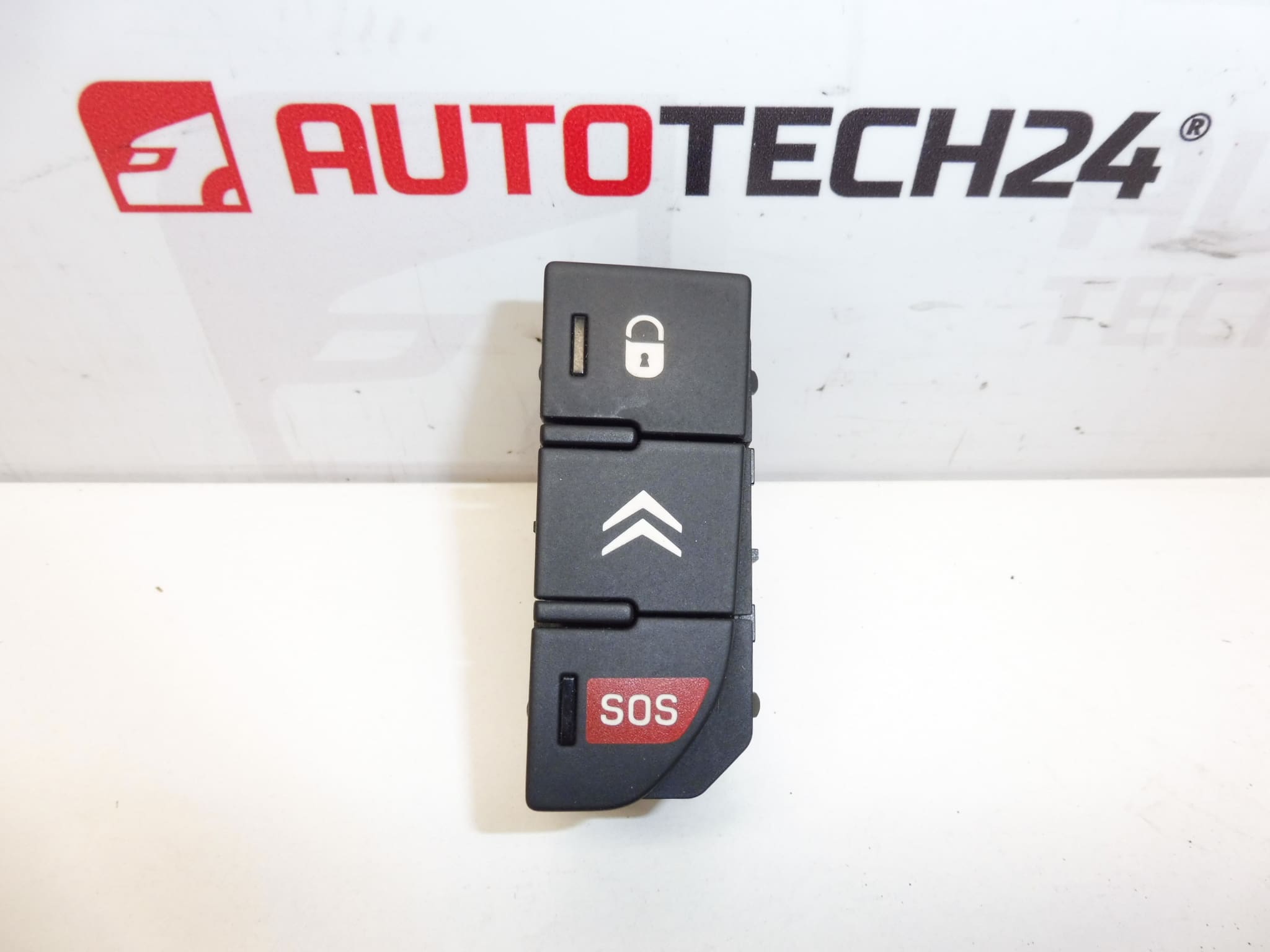 Διακόπτης κεντρικού κλειδώματος και SOS Citroën C5 X7 96645838ZD 649045