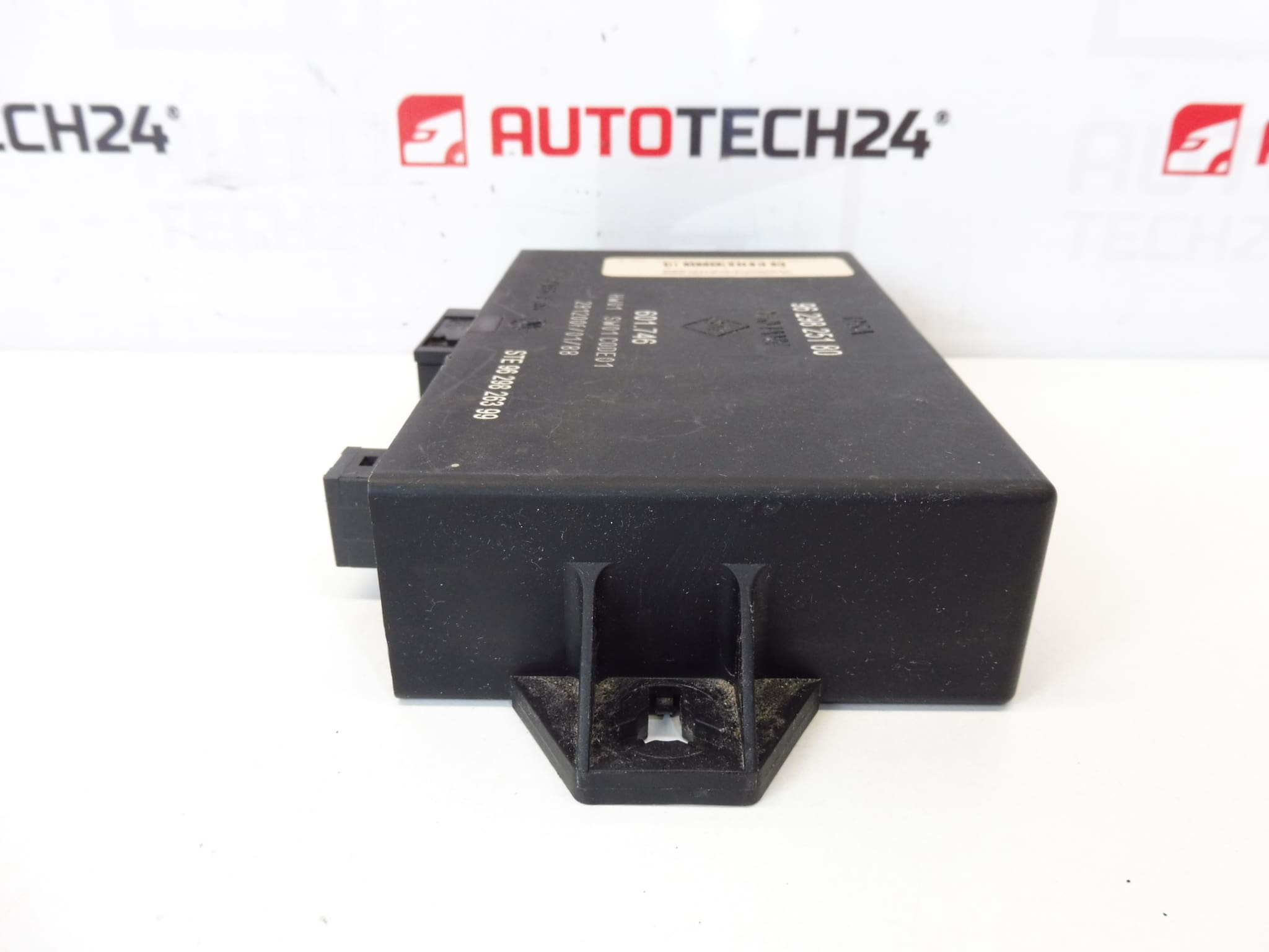 Μονάδα ECU Υποβοήθησης Στάθμευσης Citroën 9629825180 601.746 - Image 2