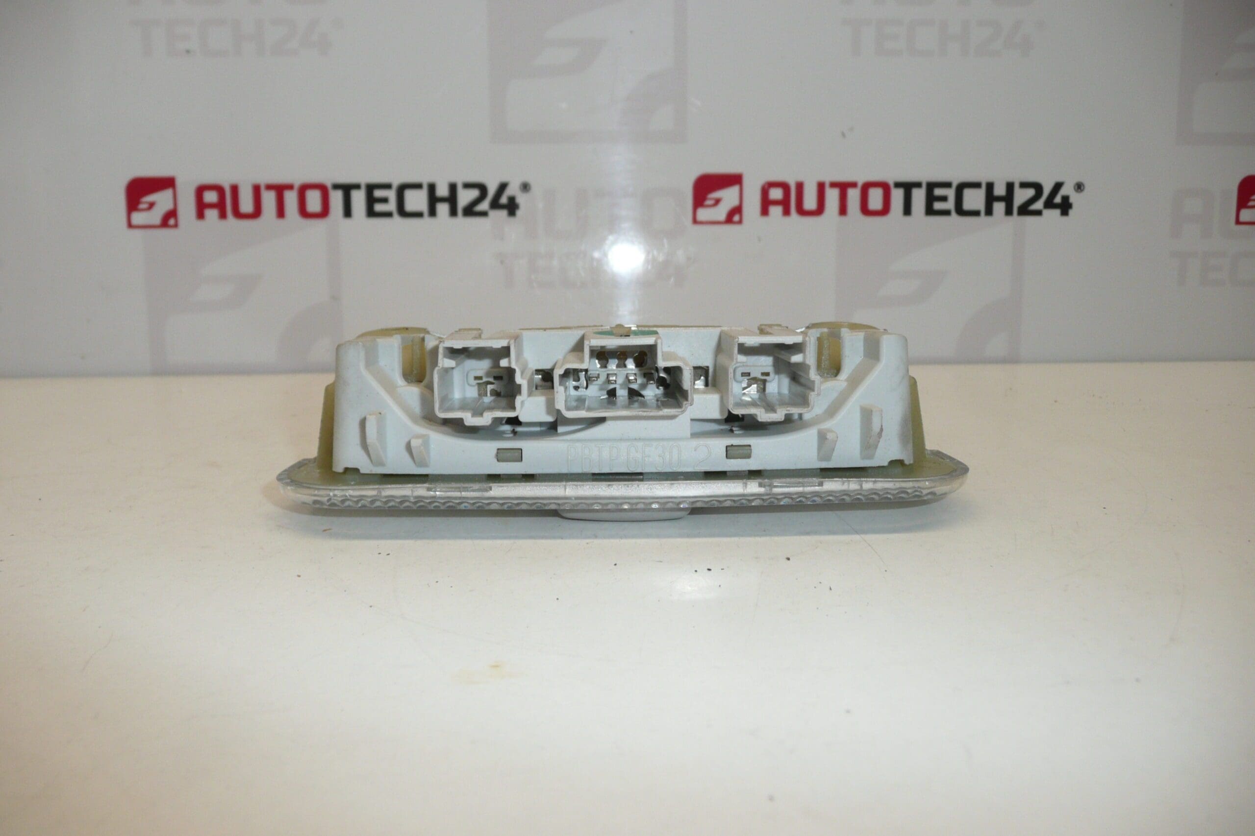 Εσωτερικός φωτισμός Citroën Peugeot 6362N4 - Image 2