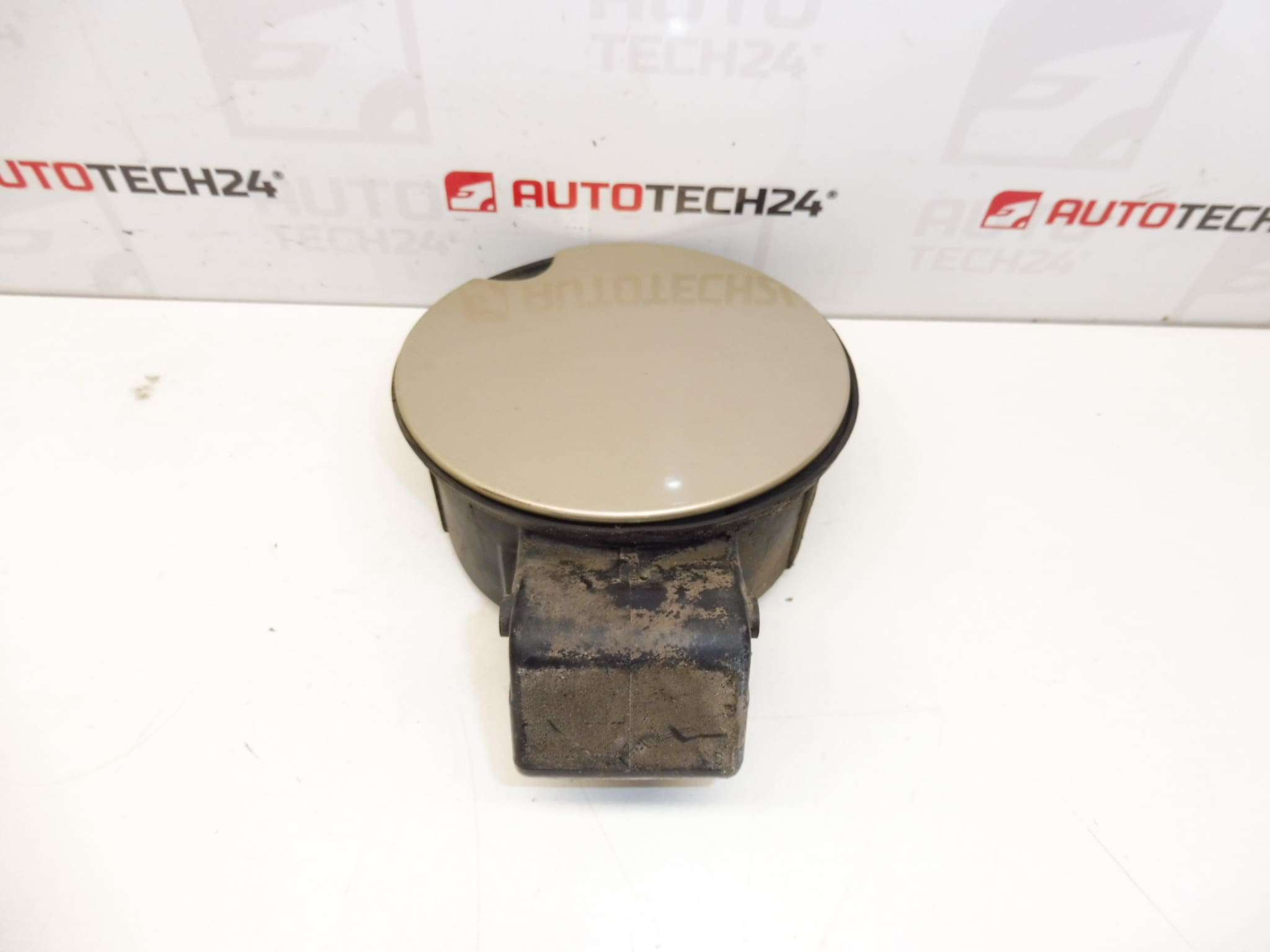 Βαλβίδα Κάλυψης Ρεζερβουάρ Citroën C4 5 Πόρτες 9650573477 1517C1 PSA - Image 2