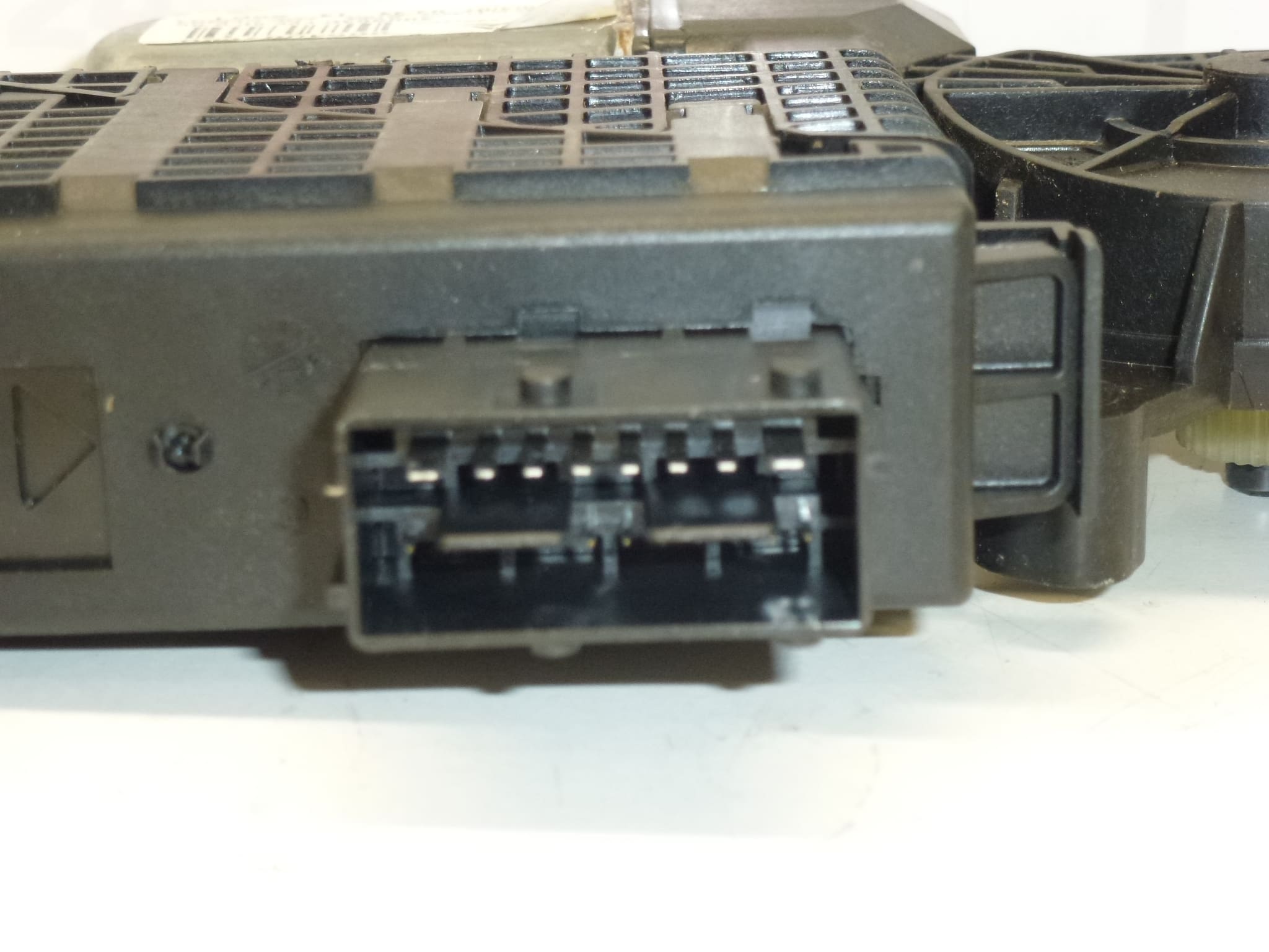 Μοτέρ αριστερού μπροστινού παραθύρου Citroën C4 Picasso 9654087680 9221CZ - Image 2