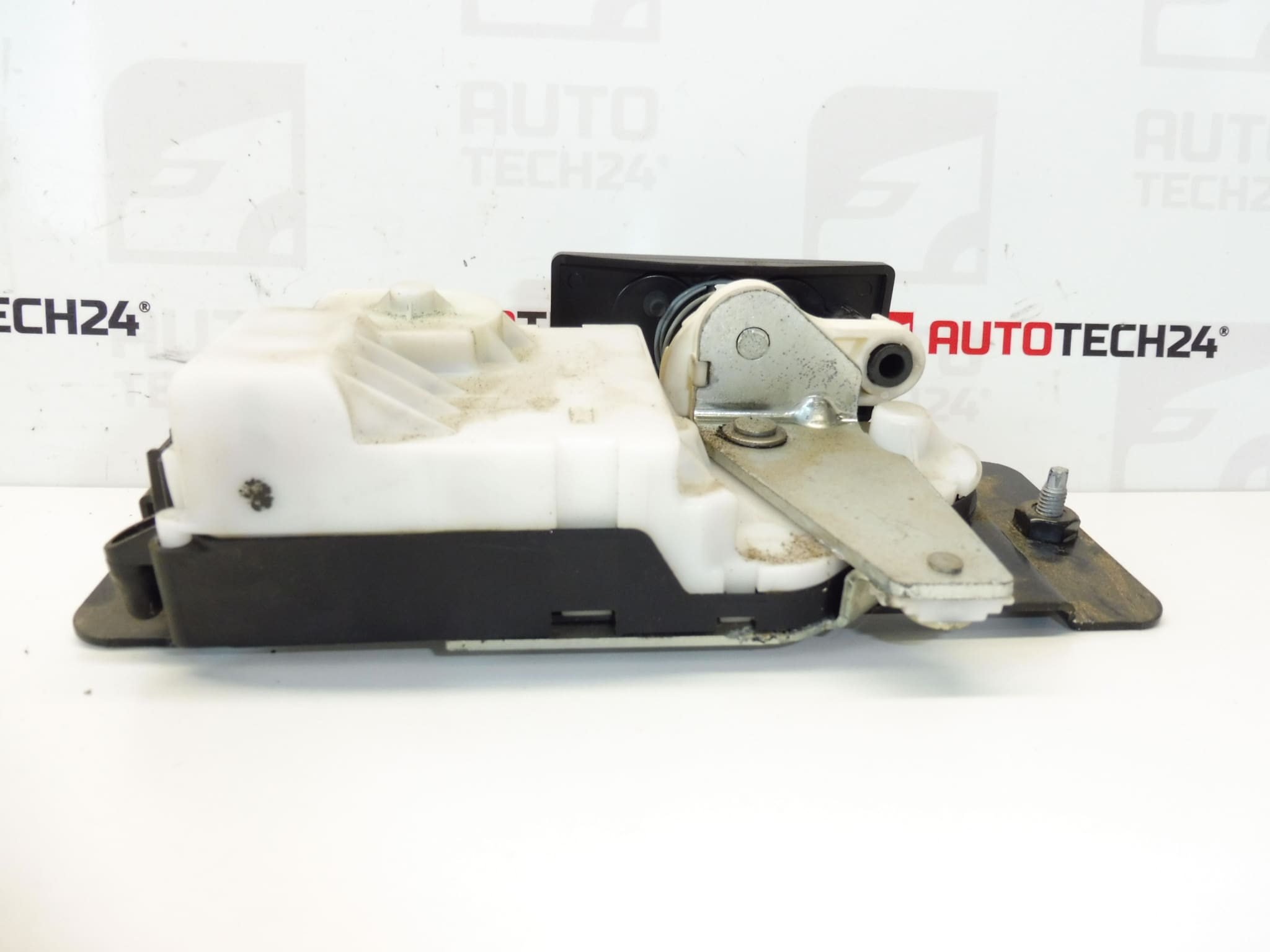 Ανταλλακτική κλειδαριά πορτμπαγκάζ για Peugeot 607 (865428, 865429) - Image 2