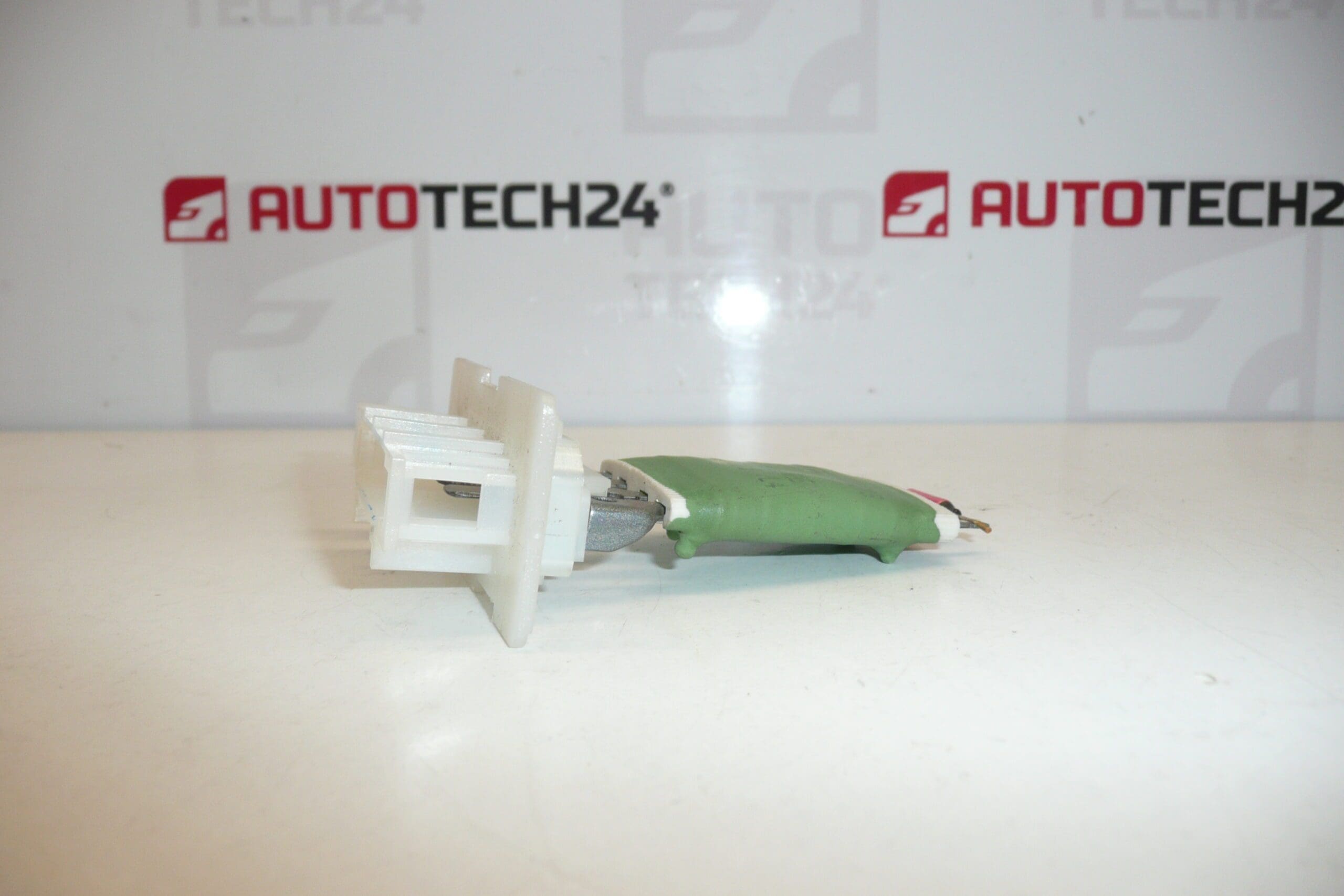 Ρυθμιστής ανεμιστήρα Citroën/Peugeot 6445ZA - Image 2