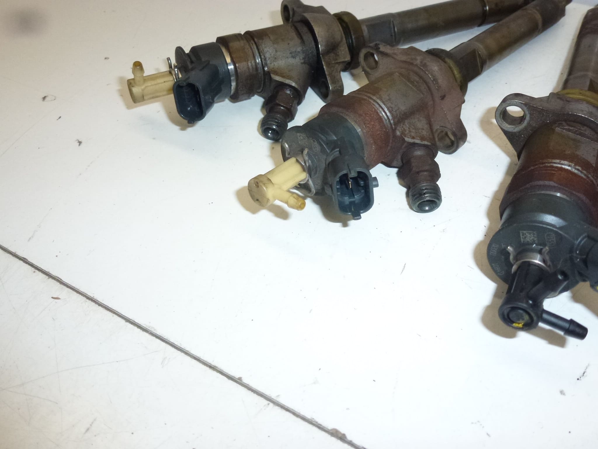 Σετ Εγχυτήρων Bosch 1.6 HDi 55 και 66 kW 0445110311 - Image 2