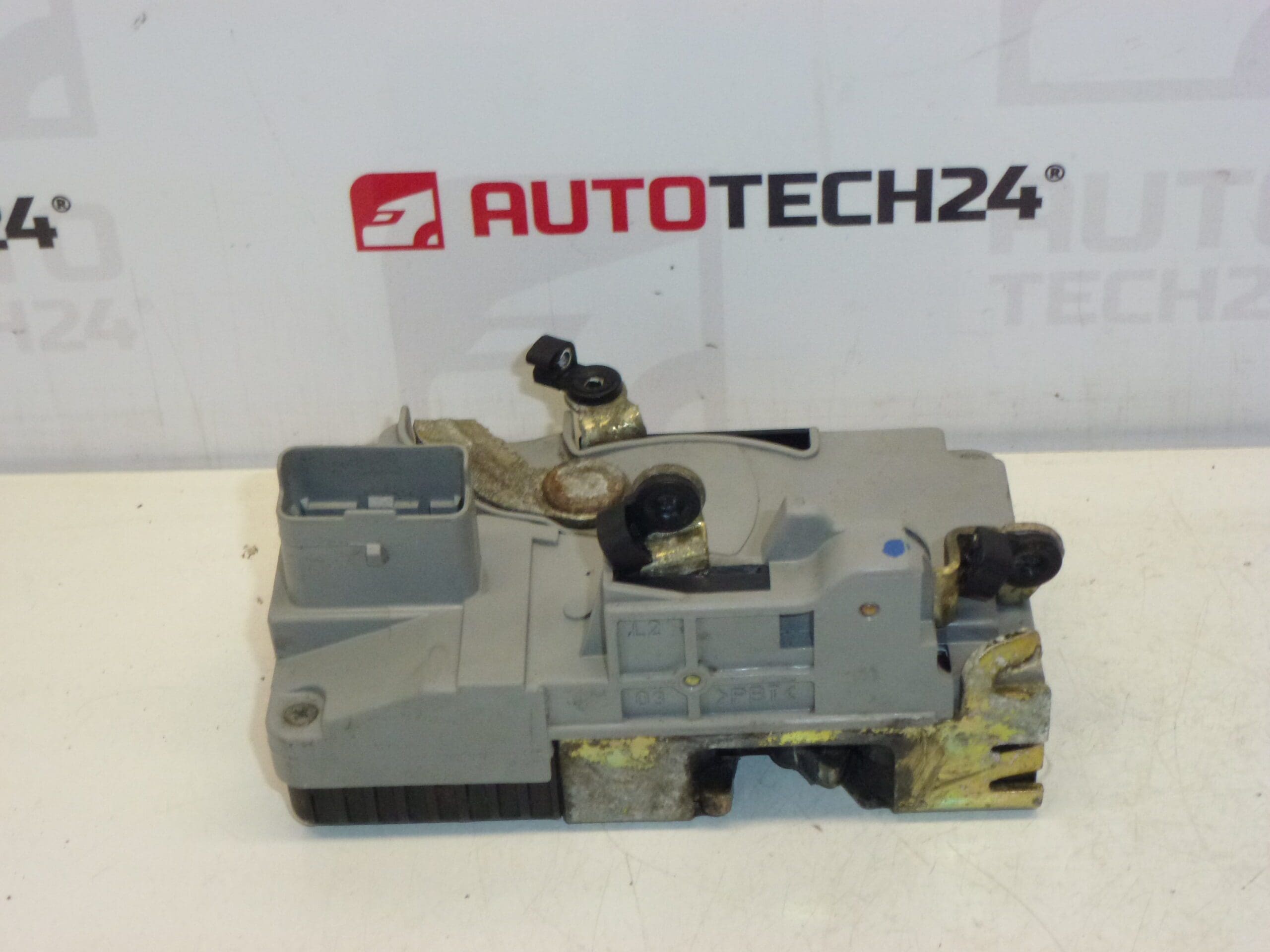 Κλειδαριά Εμπρός Αριστερής Πόρτας Citroën Peugeot 9135H8 - Image 2