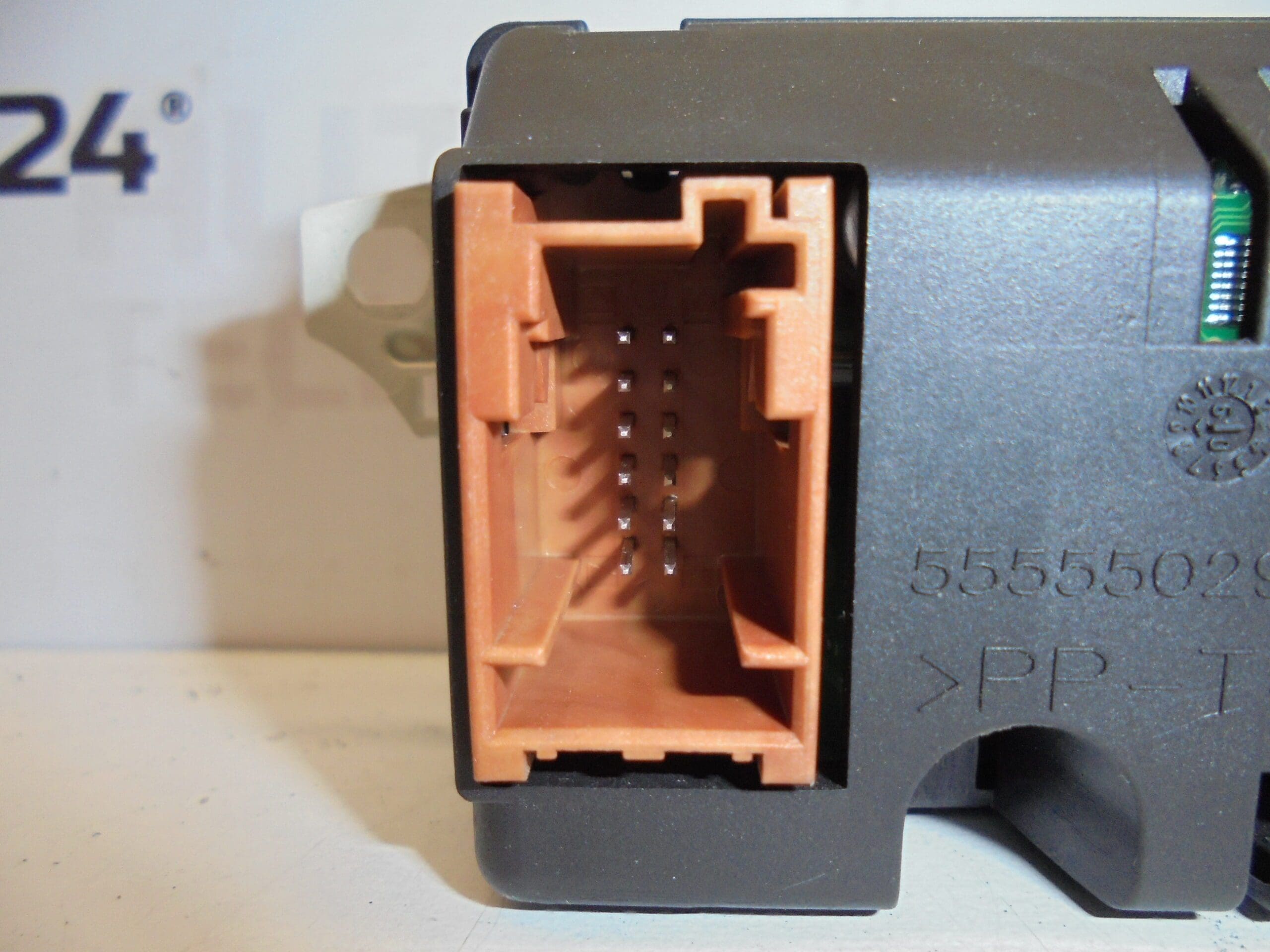 Οθόνη ραδιοφώνου υπολογιστή Citroën Peugeot 308 9666136680 6593F4