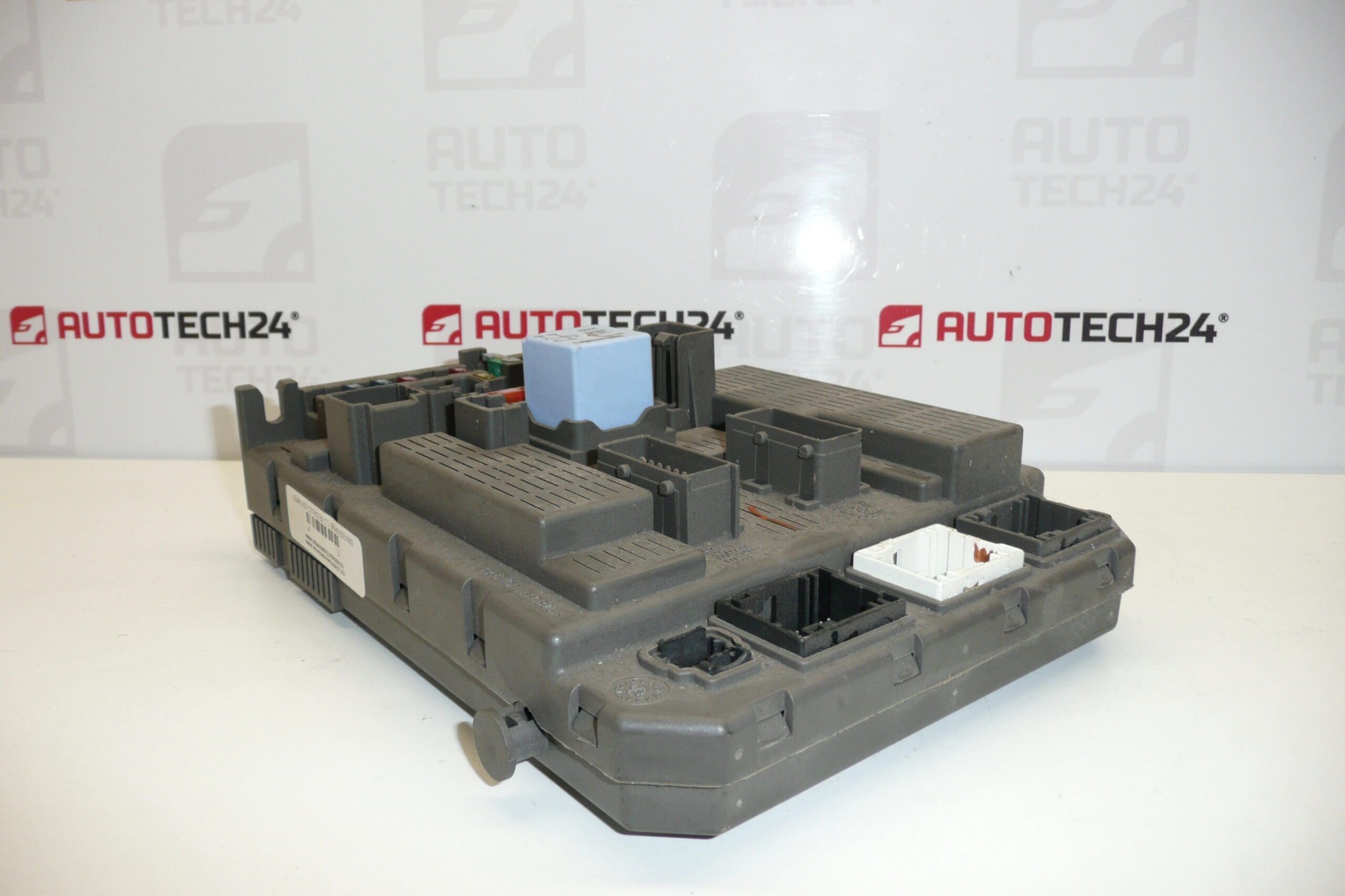 ECU LEAR BSI Citroën C8 Peugeot 807 9651938380 - Image 2