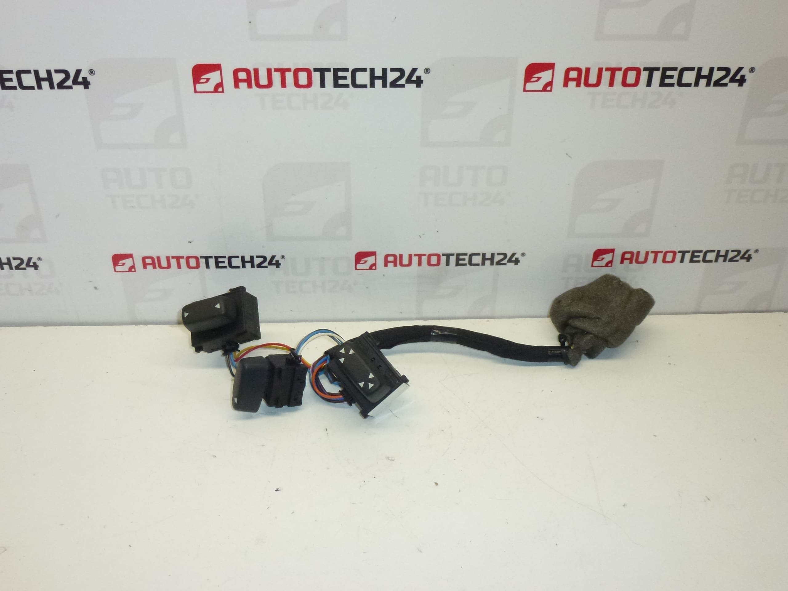 Ηλεκτρικός έλεγχος καθίσματος Citroën C5 8914AL