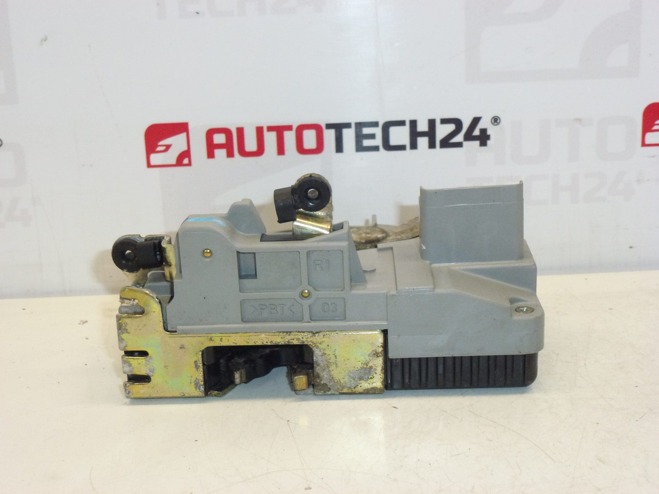 Κλείδωμα Δεξιάς Κεντρικής Πόρτας Citroën Peugeot 9136J6 - Image 2