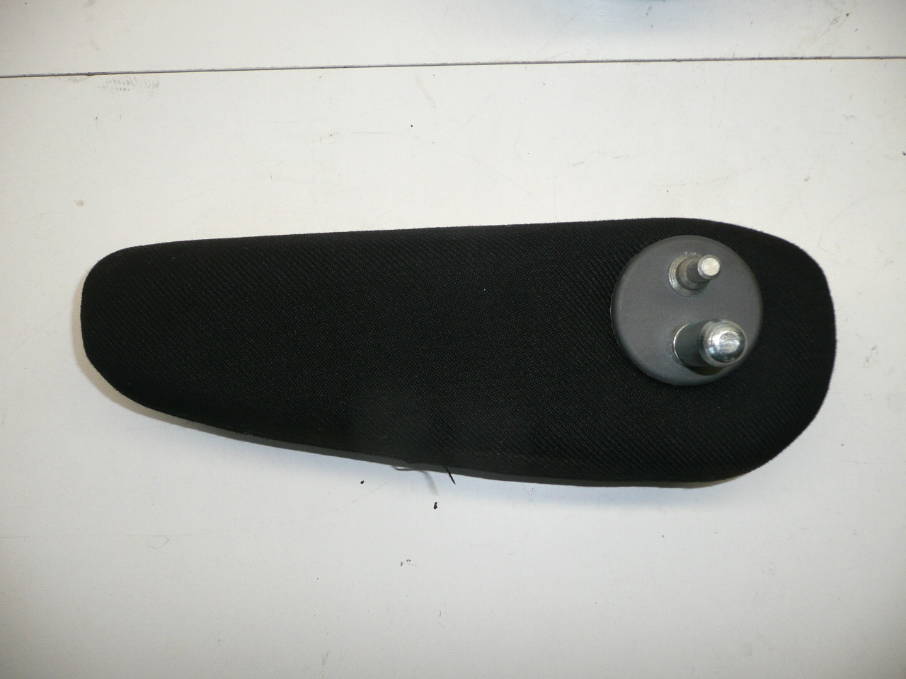 Αριστερό υποβραχιόνιο Citroën Peugeot 8830JF