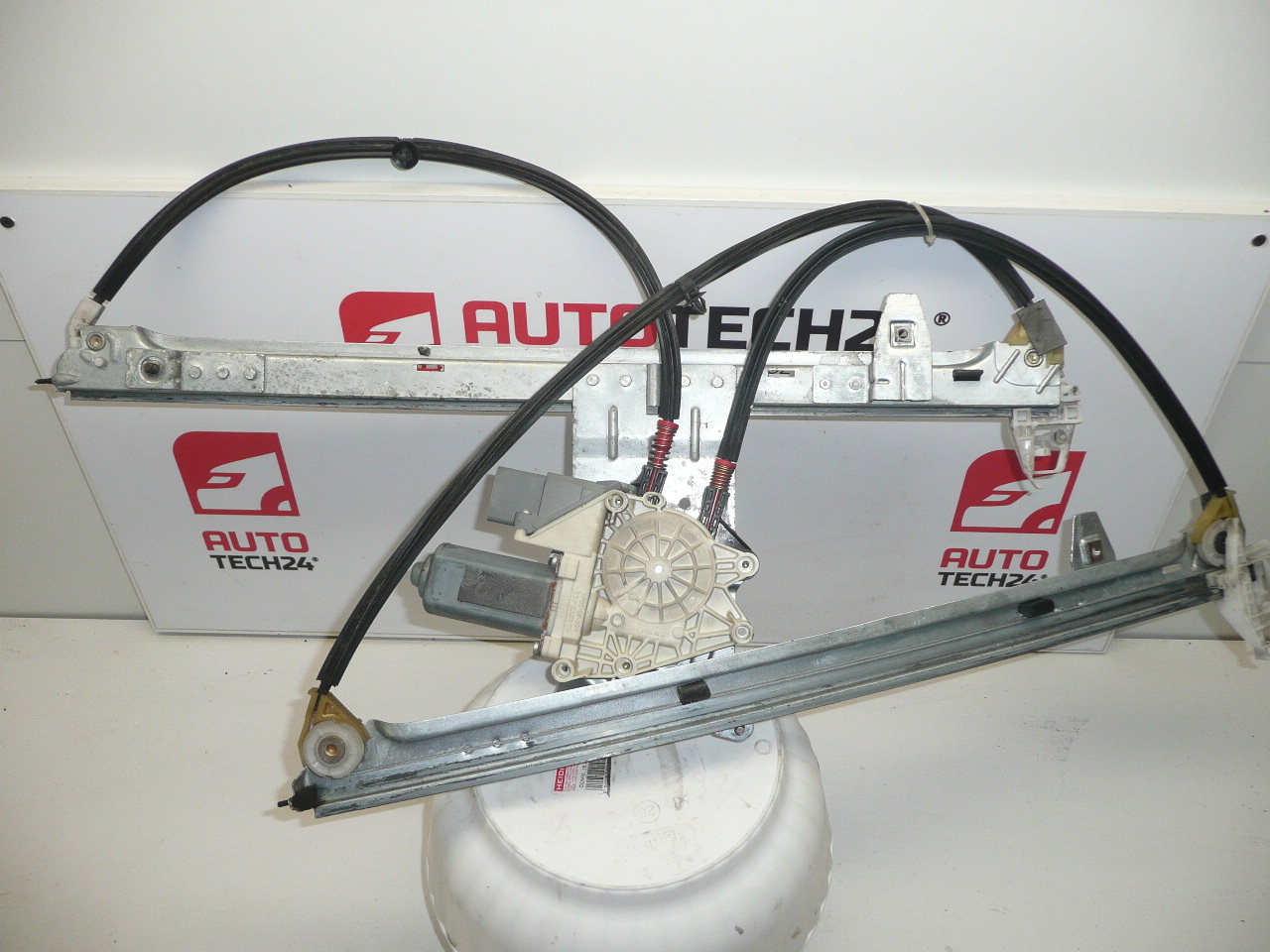 Μπροστινό αριστερό εξολκέα Citroën Xsara Picasso 9221G2