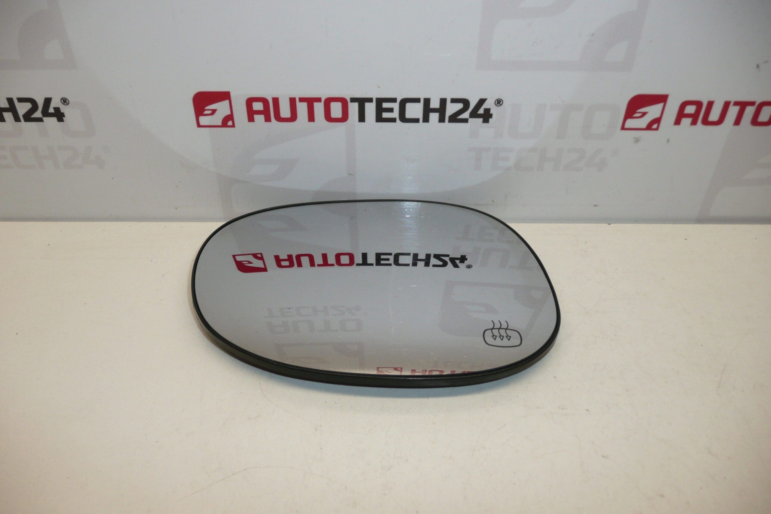 Δεξί γυαλί καθρέφτη Citroën Xsara Picasso 8151CT