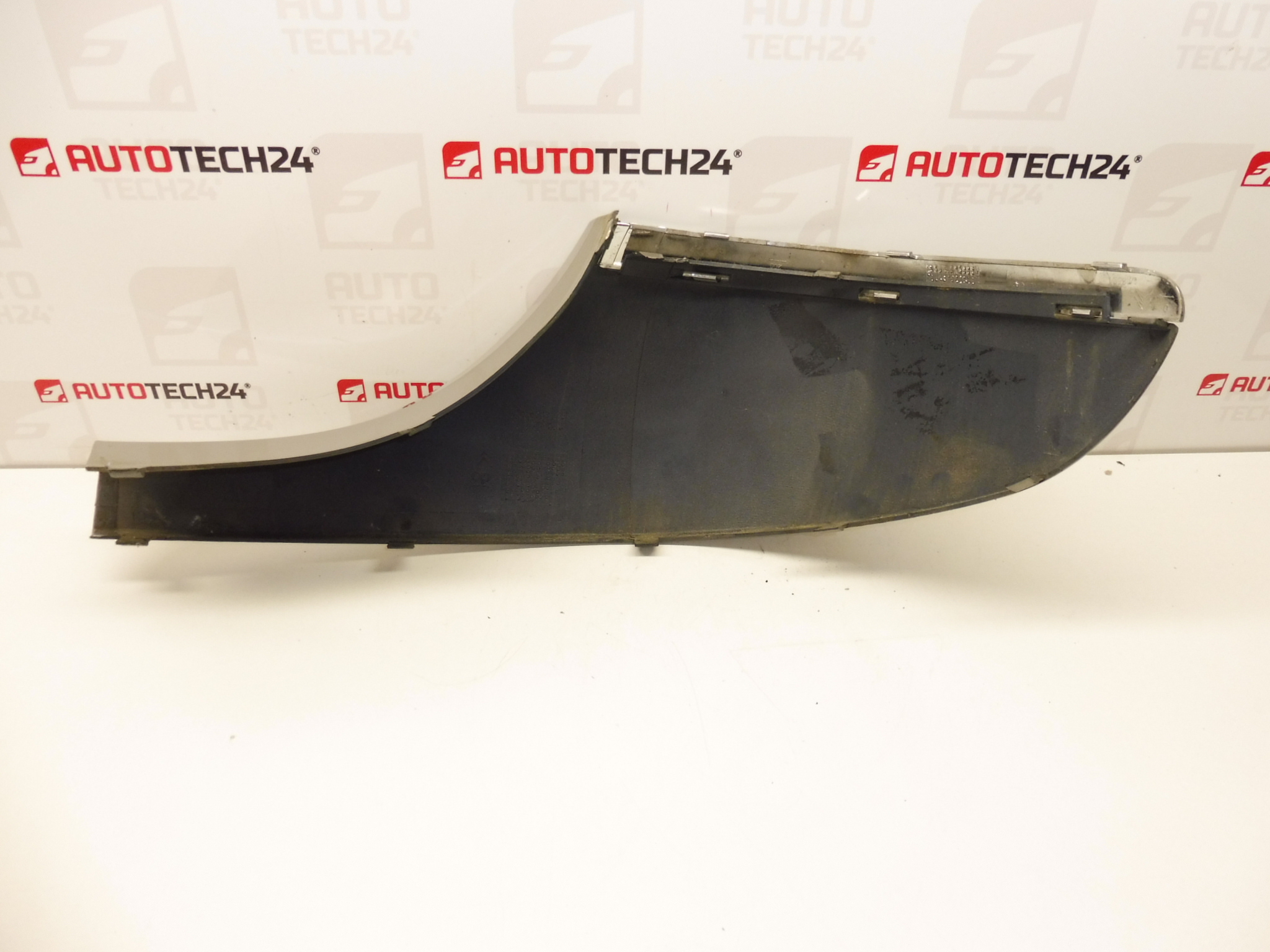 Αριστερή μπάρα με χρωμιωμένο πίσω προφυλακτήρα Citroën Xsara Picasso KDDC 7452CS