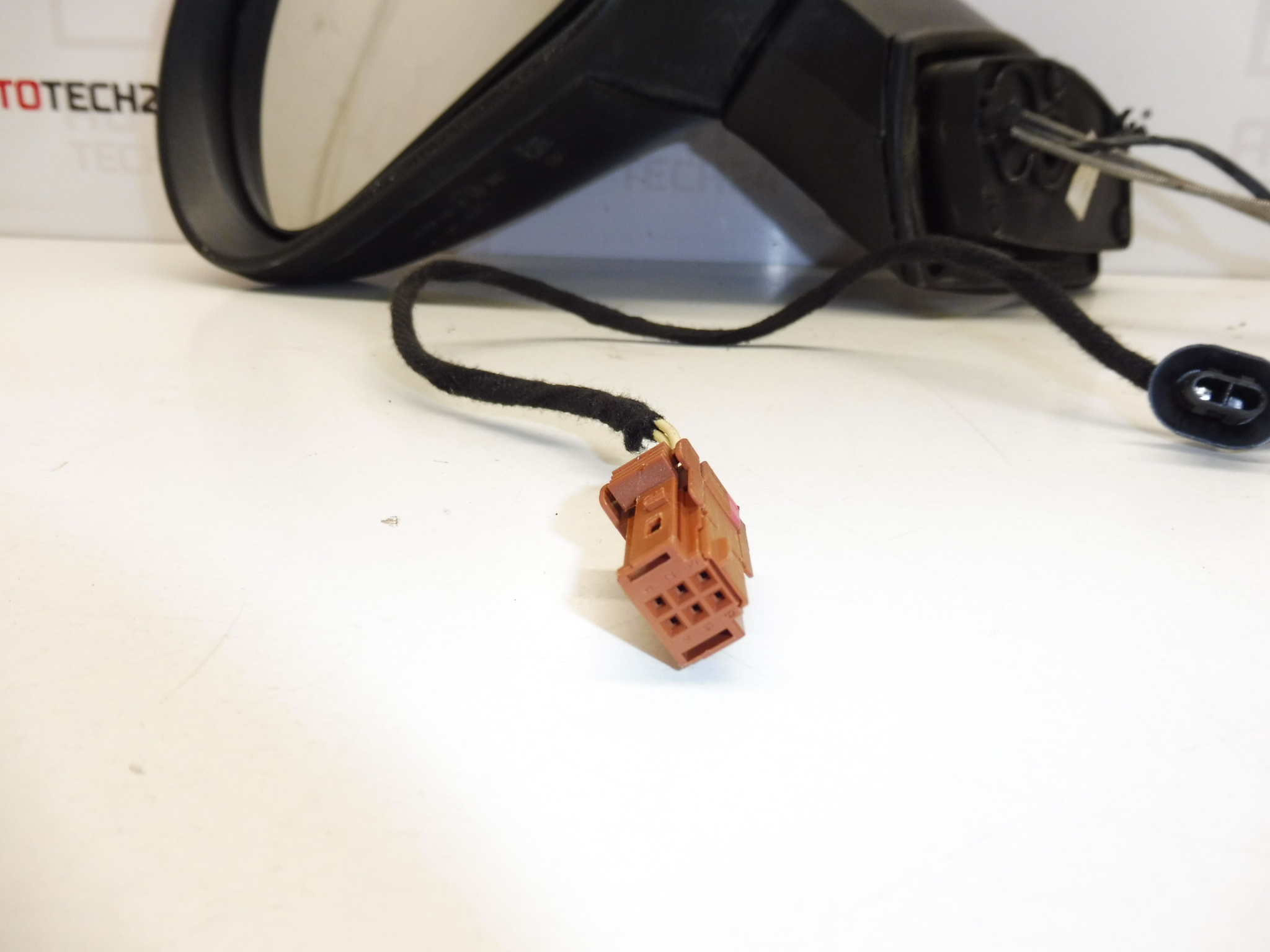 Αριστερός καθρέφτης Peugeot 207 KKNB 96805881XT 8149ZE