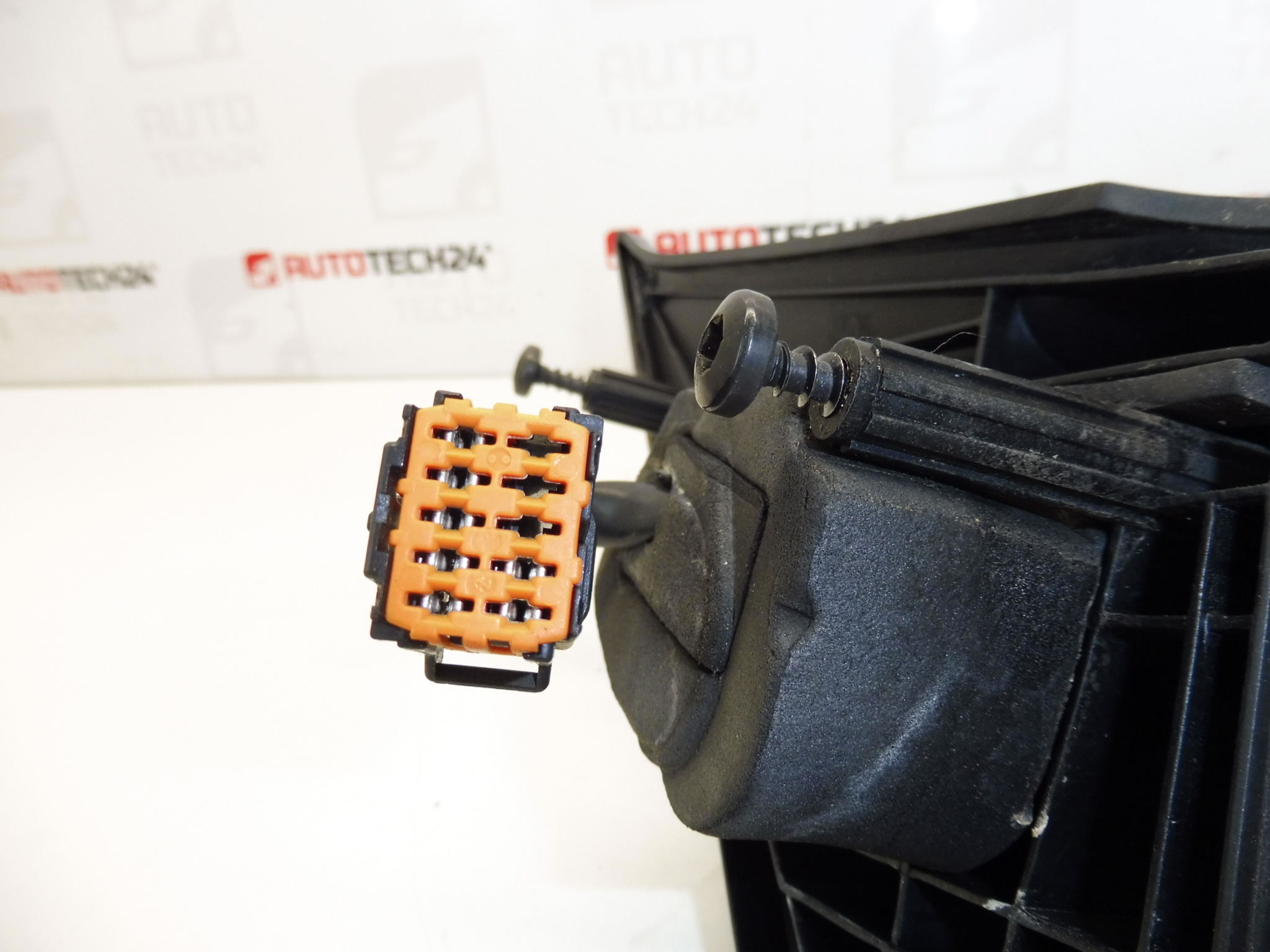 Δεξιός καθρέφτης Citroën Xsara KPUC 8148GL