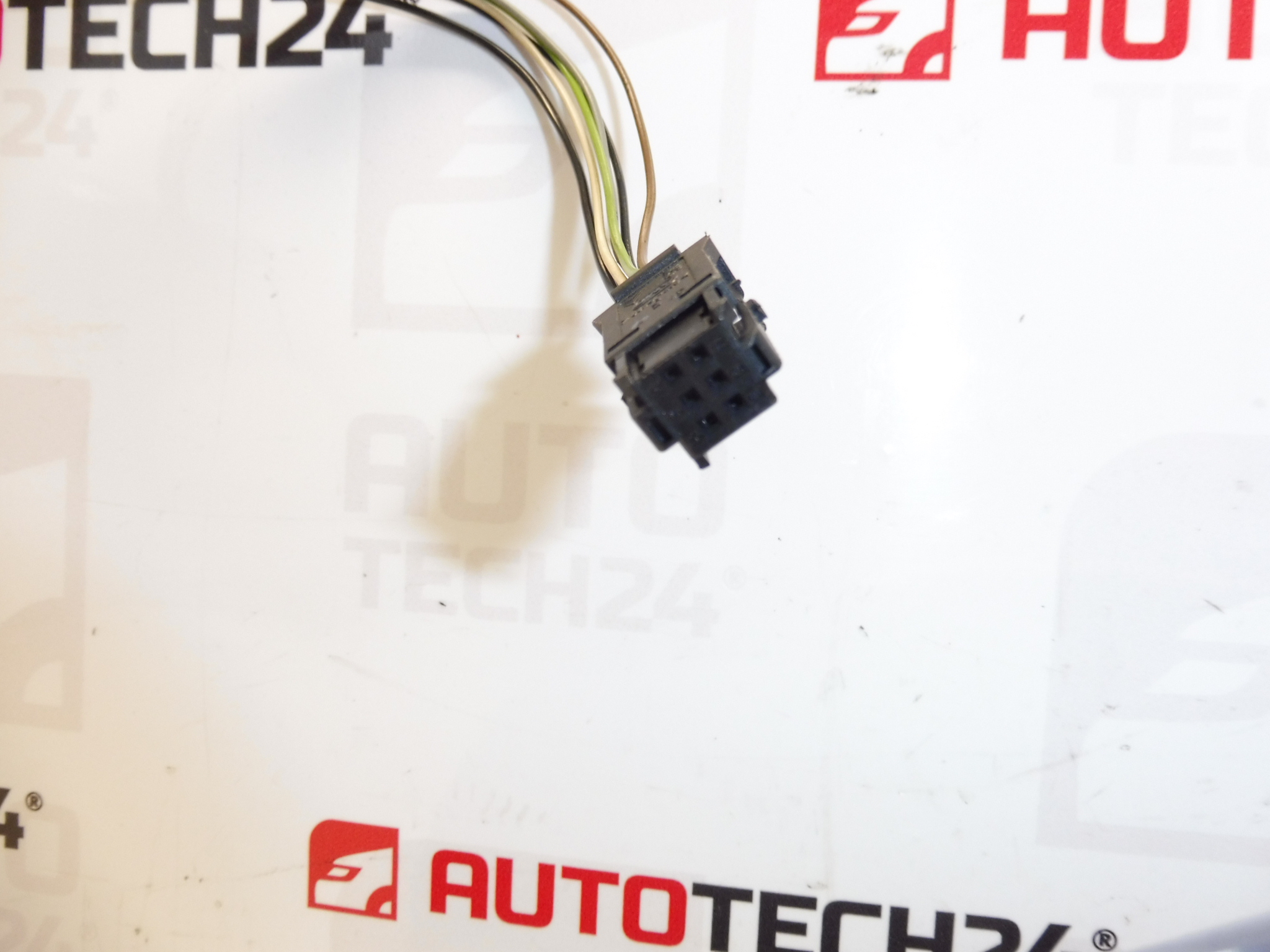 Peugeot 307 EZWD δεξιός καθρέφτης ελαφρώς γρατσουνισμένος 8149AX