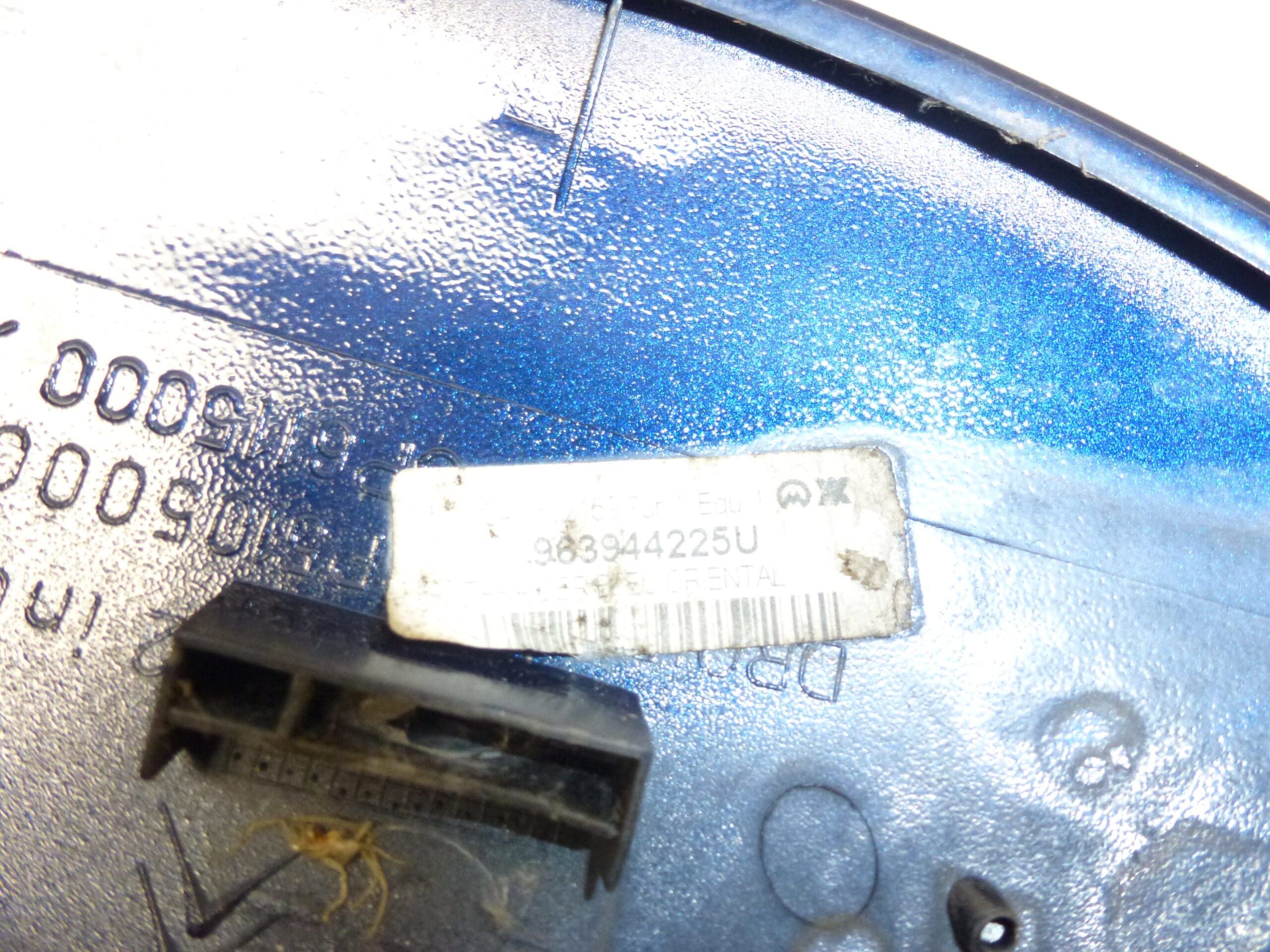 Κάλυμμα δεξιού καθρέφτη Citroën Xsara Picasso 9639444225U 815243 KPU