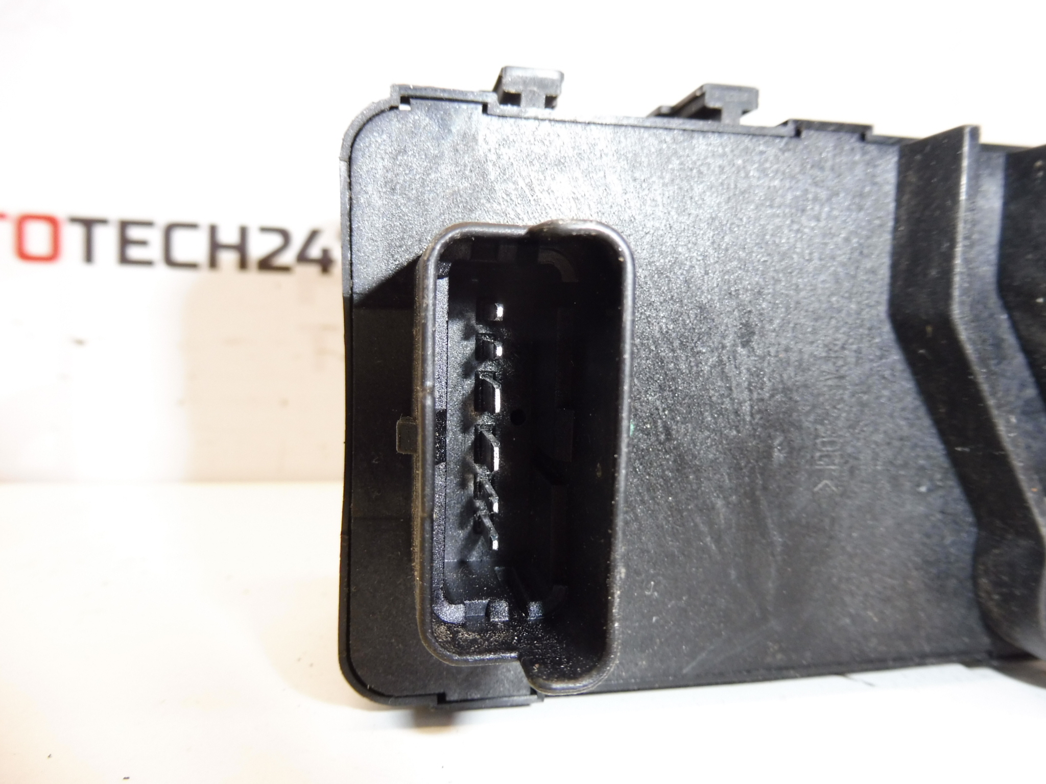 Ρελέ λάμψης Valeo Citroën Peugeot 73507712 9628756080