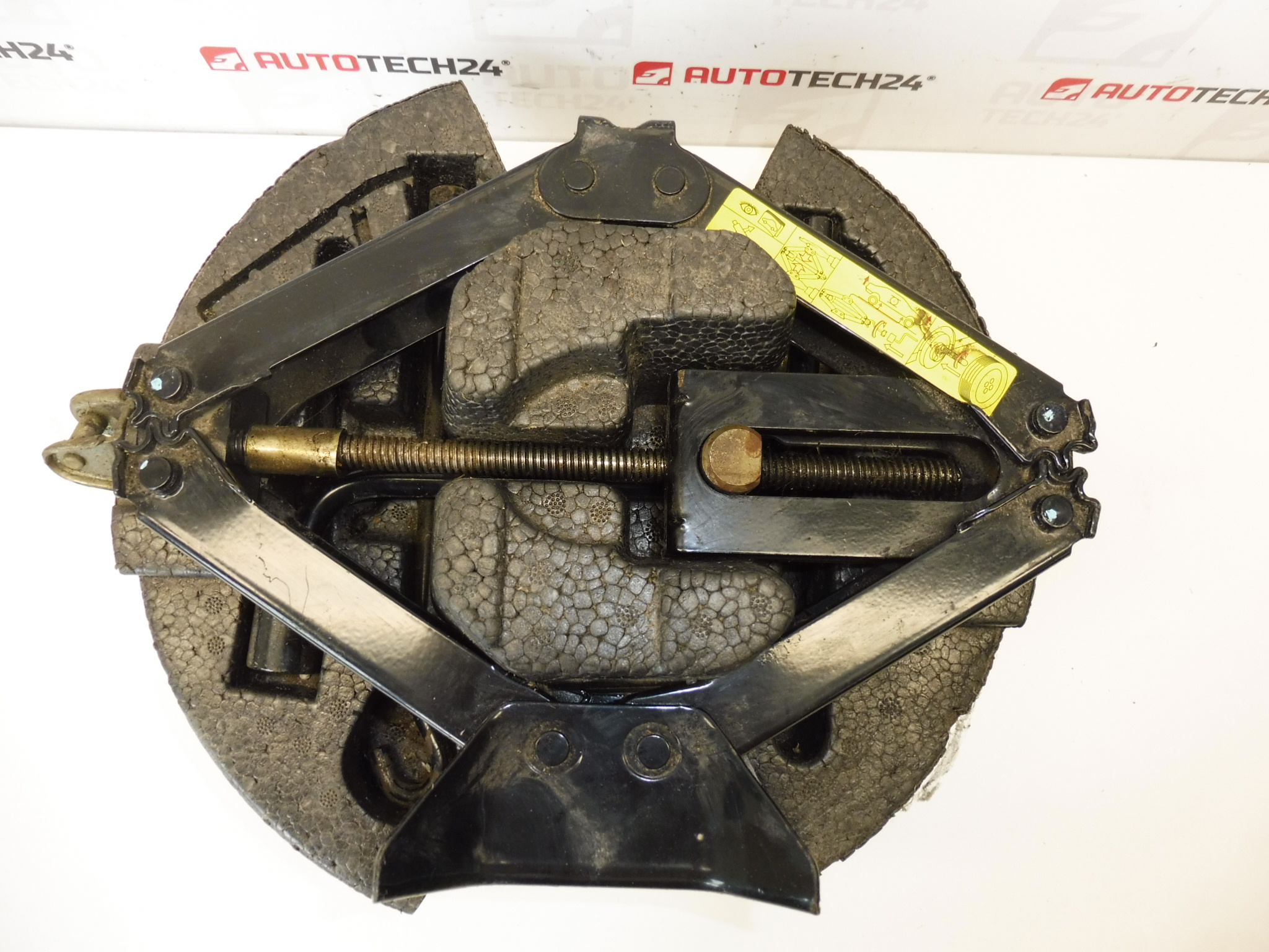 Εργαλείο μοχλού, κλειδί τροχού, ρυμούλκηση Citroën C5 I