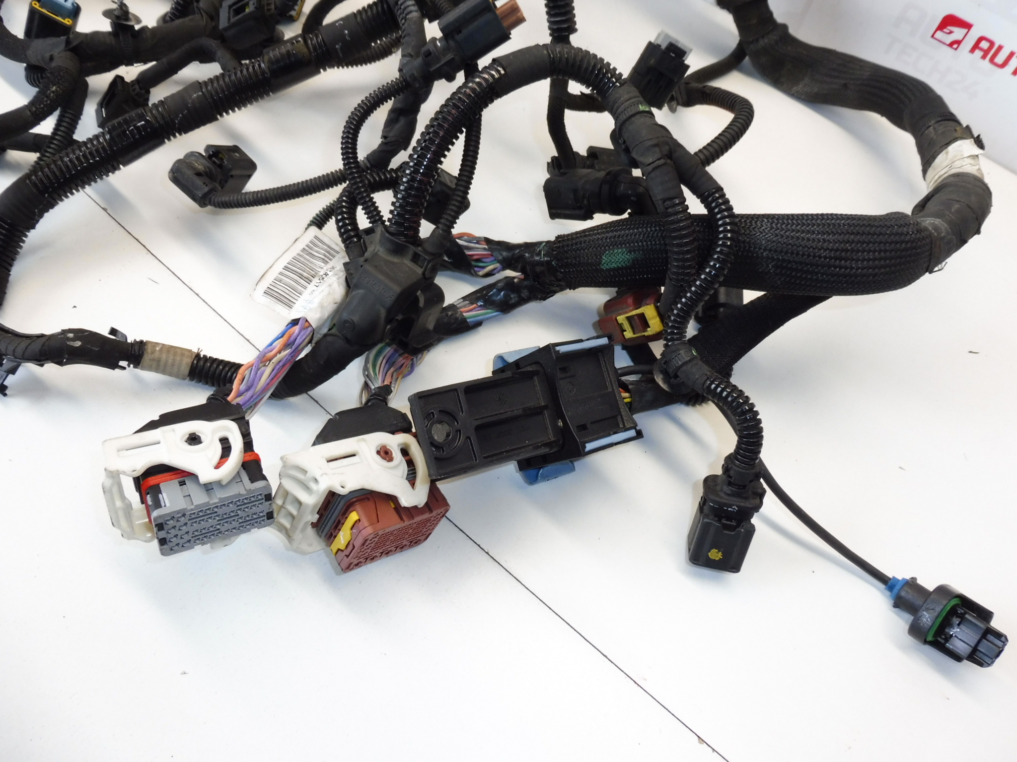 Συγκρότημα κύριου κινητήρα 1.6 e-HDI Citroën Peugeot 9674051780 6585L0 9678303980