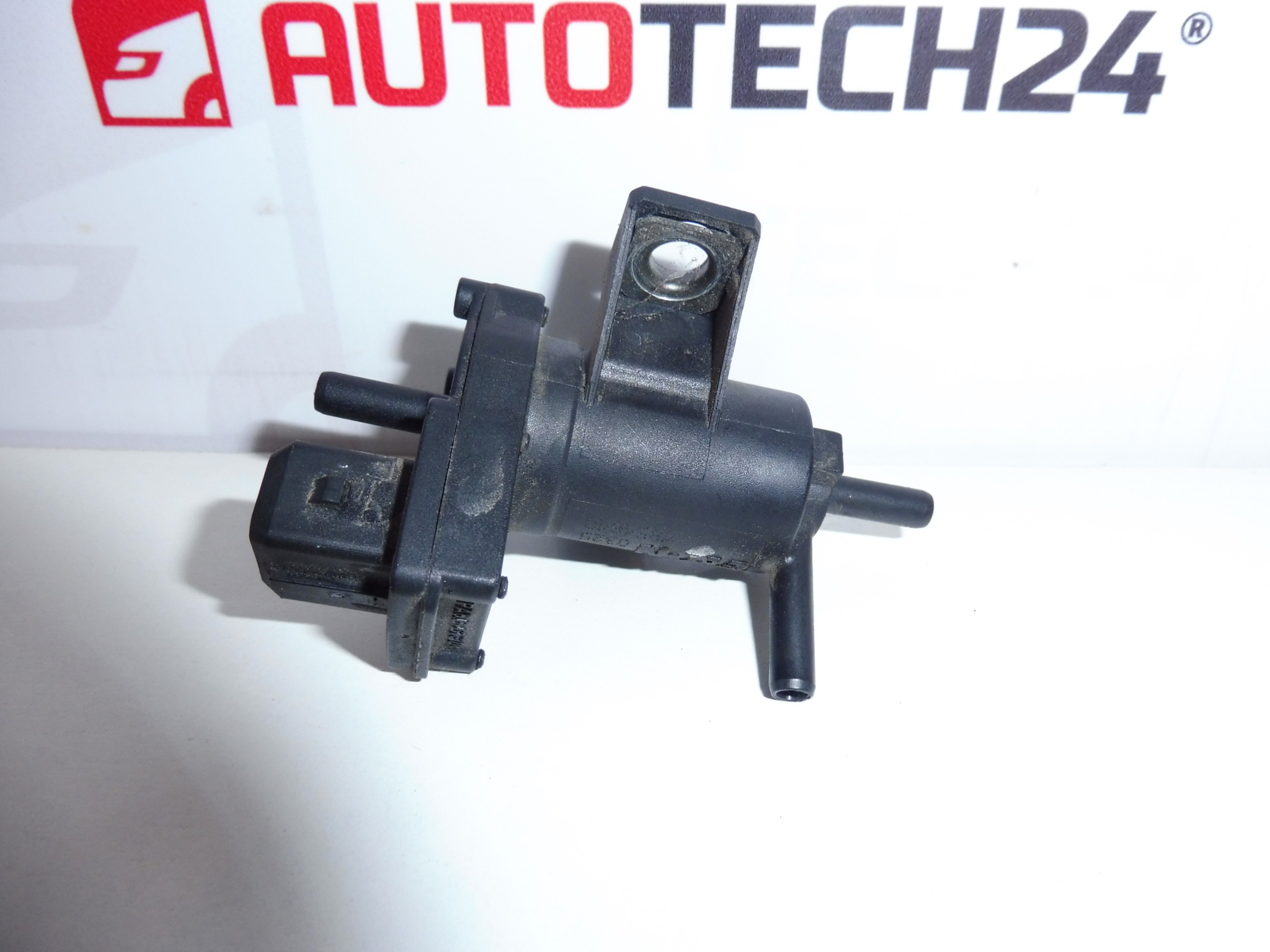 Βαλβίδα κενού Eaton Citroën Peugeot 1951610 1628CH