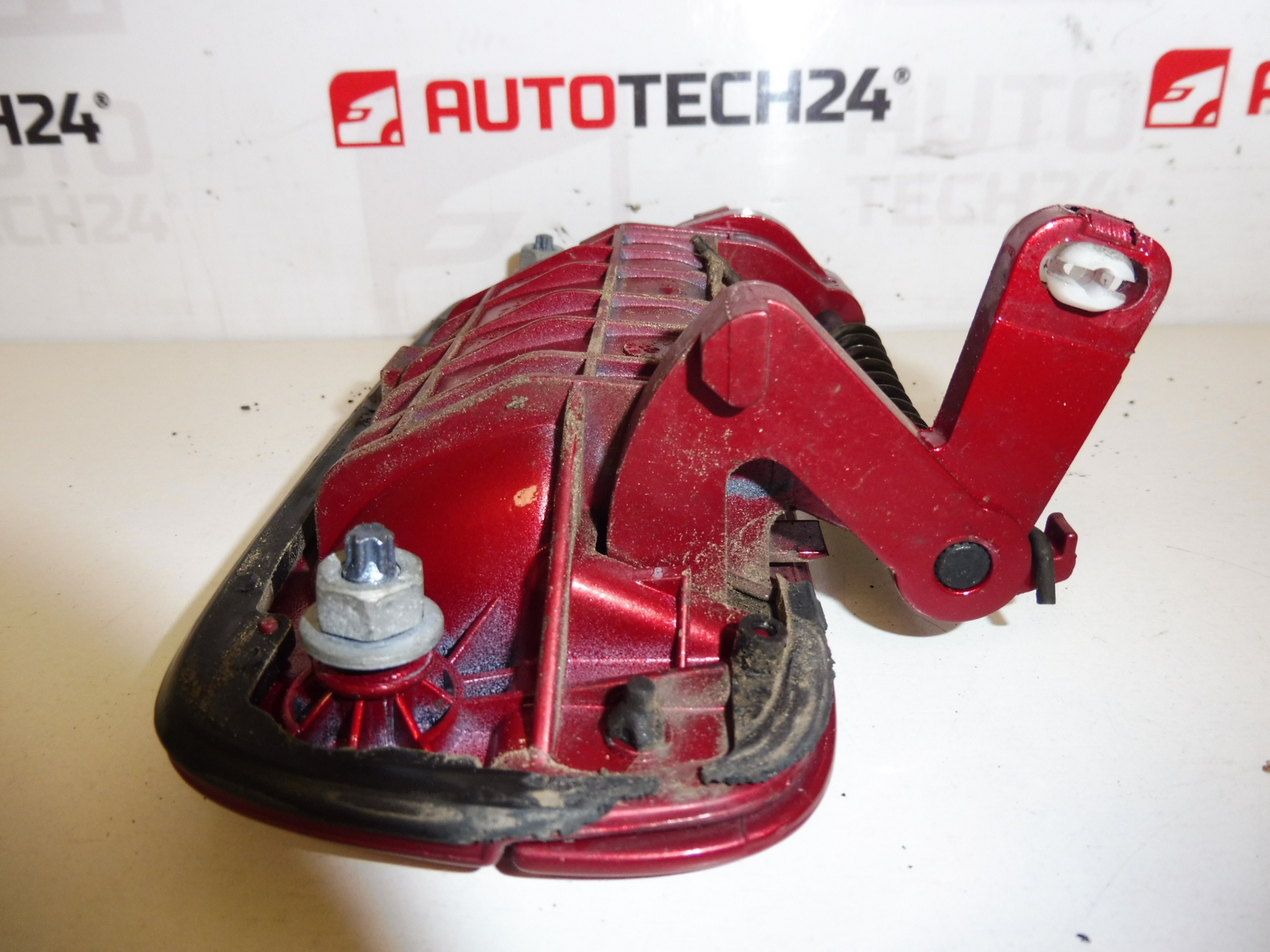 Λαβή αριστερή πίσω πόρτας Peugeot EKQD 9101H4 9621859477