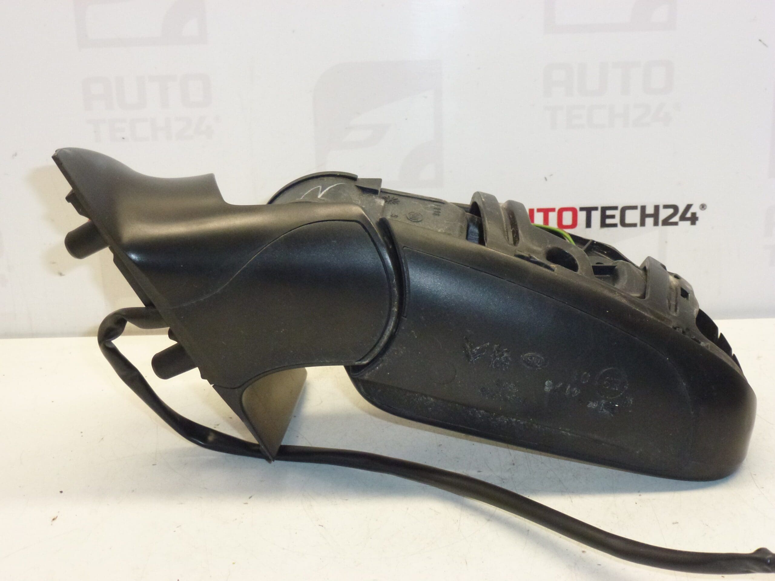 Αριστερός καθρέφτης Peugeot 307 8149AW