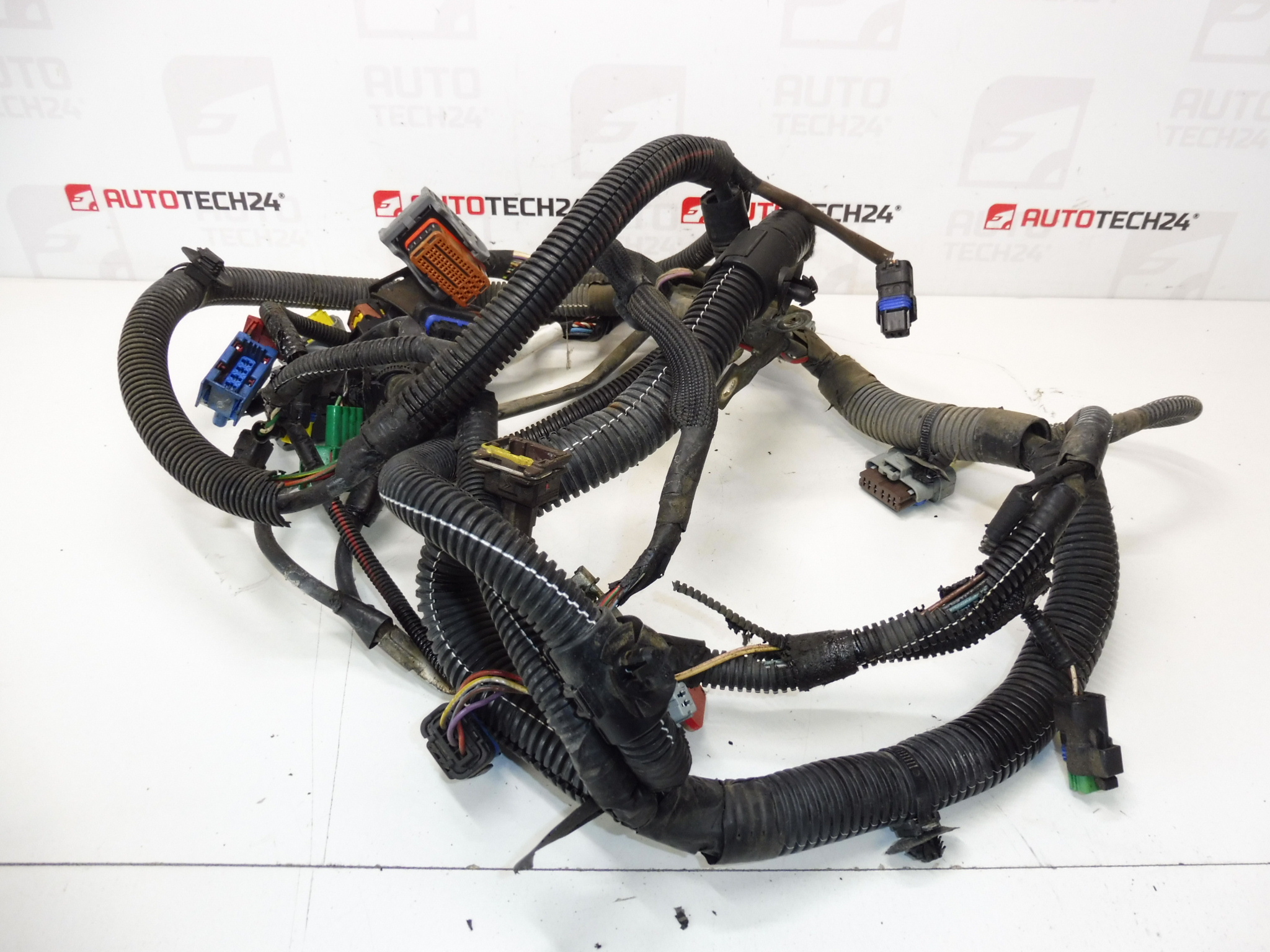 Καλωδίωση Citroën Peugeot 1.6 16V NFU 9663465780 6569FF