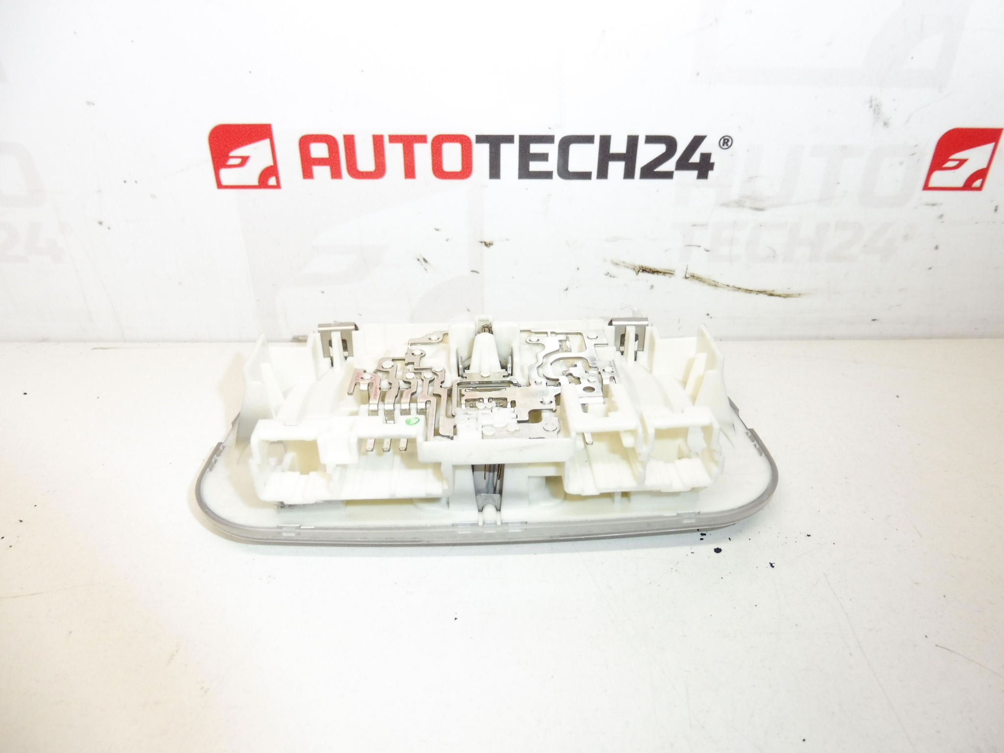 Φωτιστικό οροφής εμπρός Citroën Peugeot 9652262180 6362T9