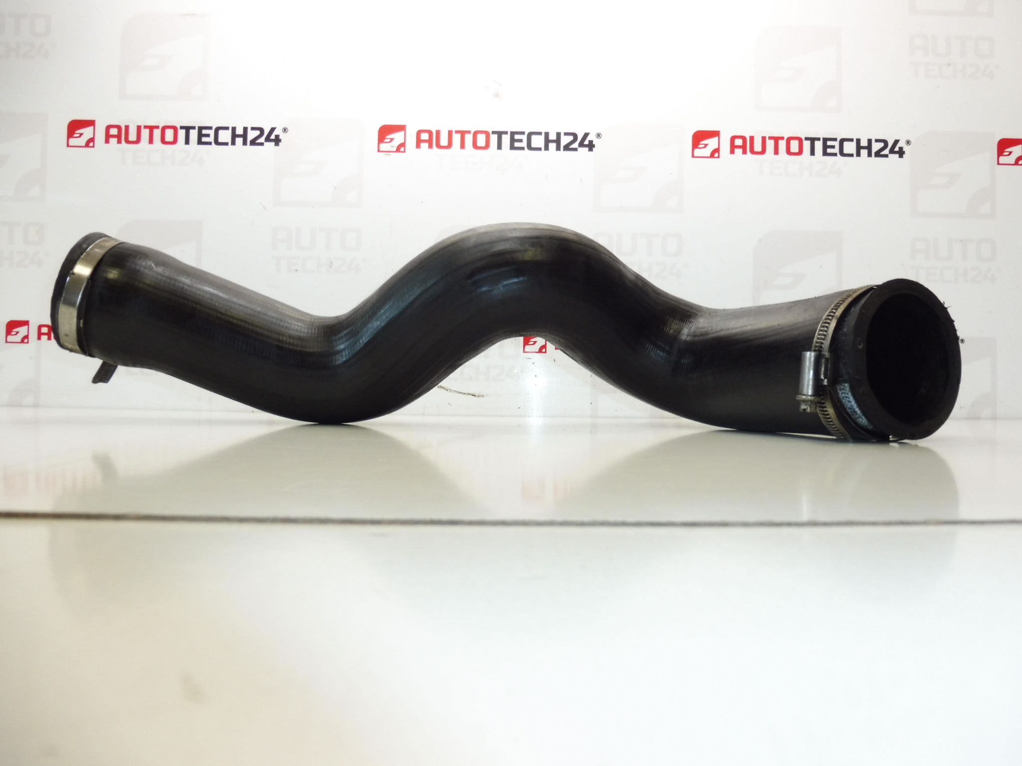 Σύνδεση αέρα για τον εναλλάκτη Citroën Peugeot 2.0 και 2.2 HDI 0382W8