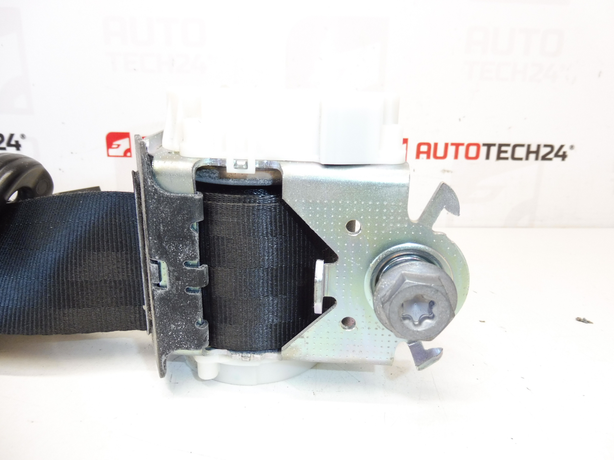 Ζώνη πίσω δεξιά Peugeot 5008 34029945A 8975SJ