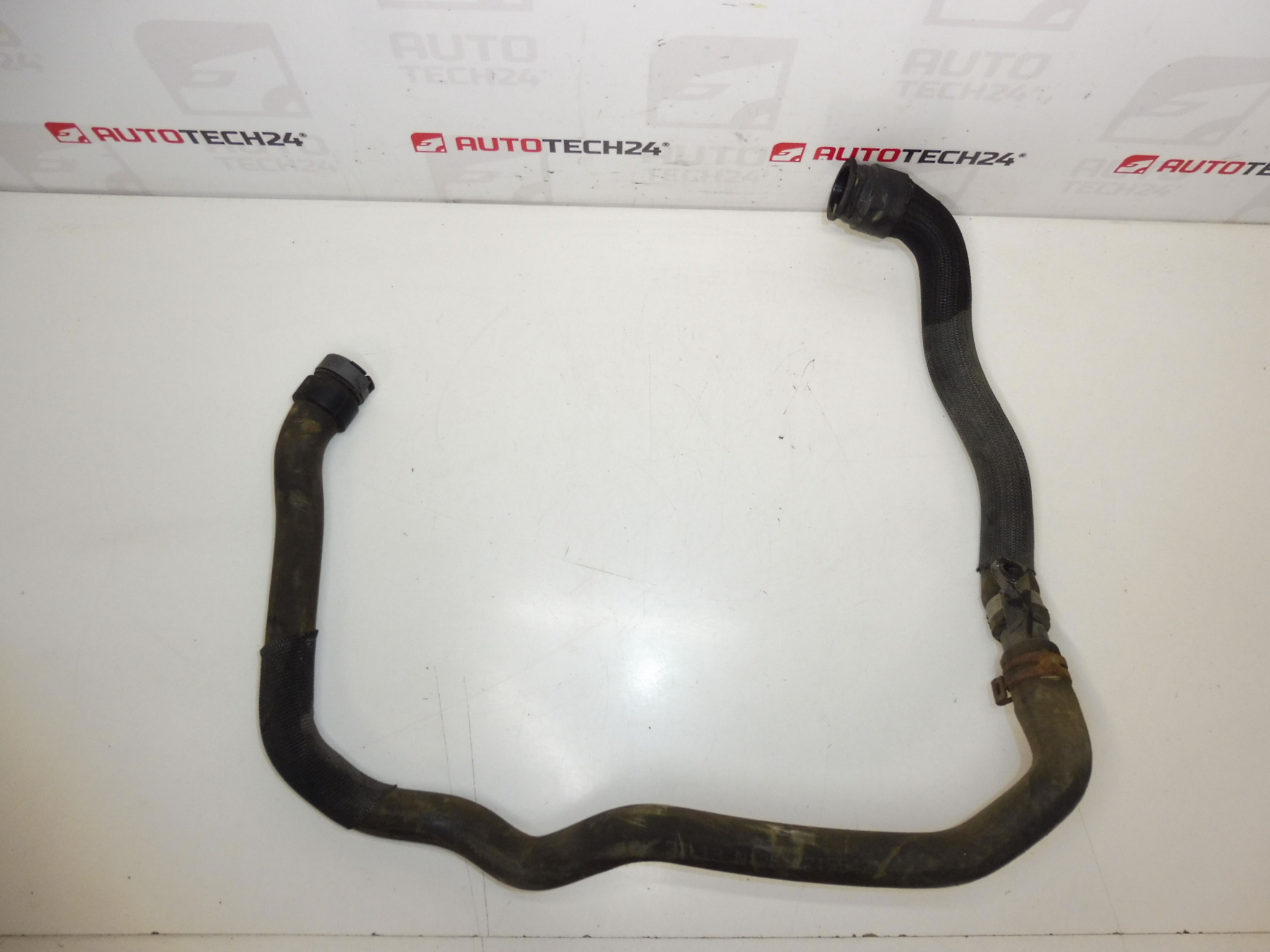 Σωλήνας νερού Citroën Peugeot 1.4 VTI 1.6 VTI 135201 1351NG