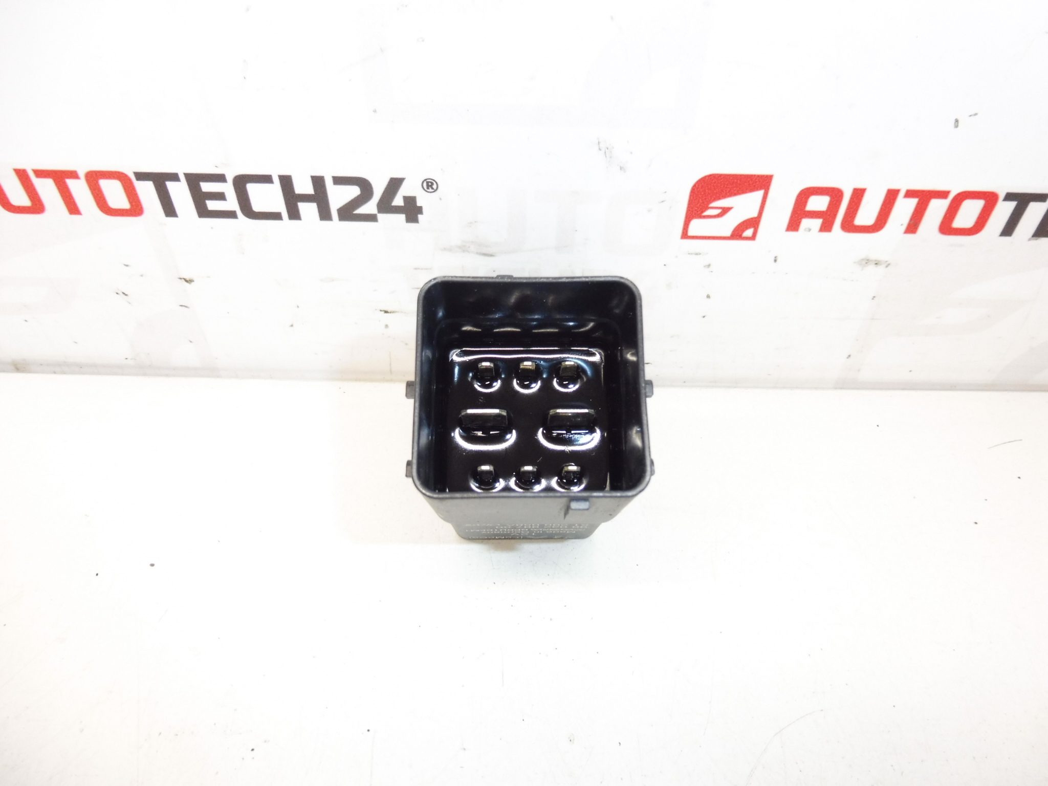 Ρελέ λάμψης MAGMA Citroën Peugeot 9803299780