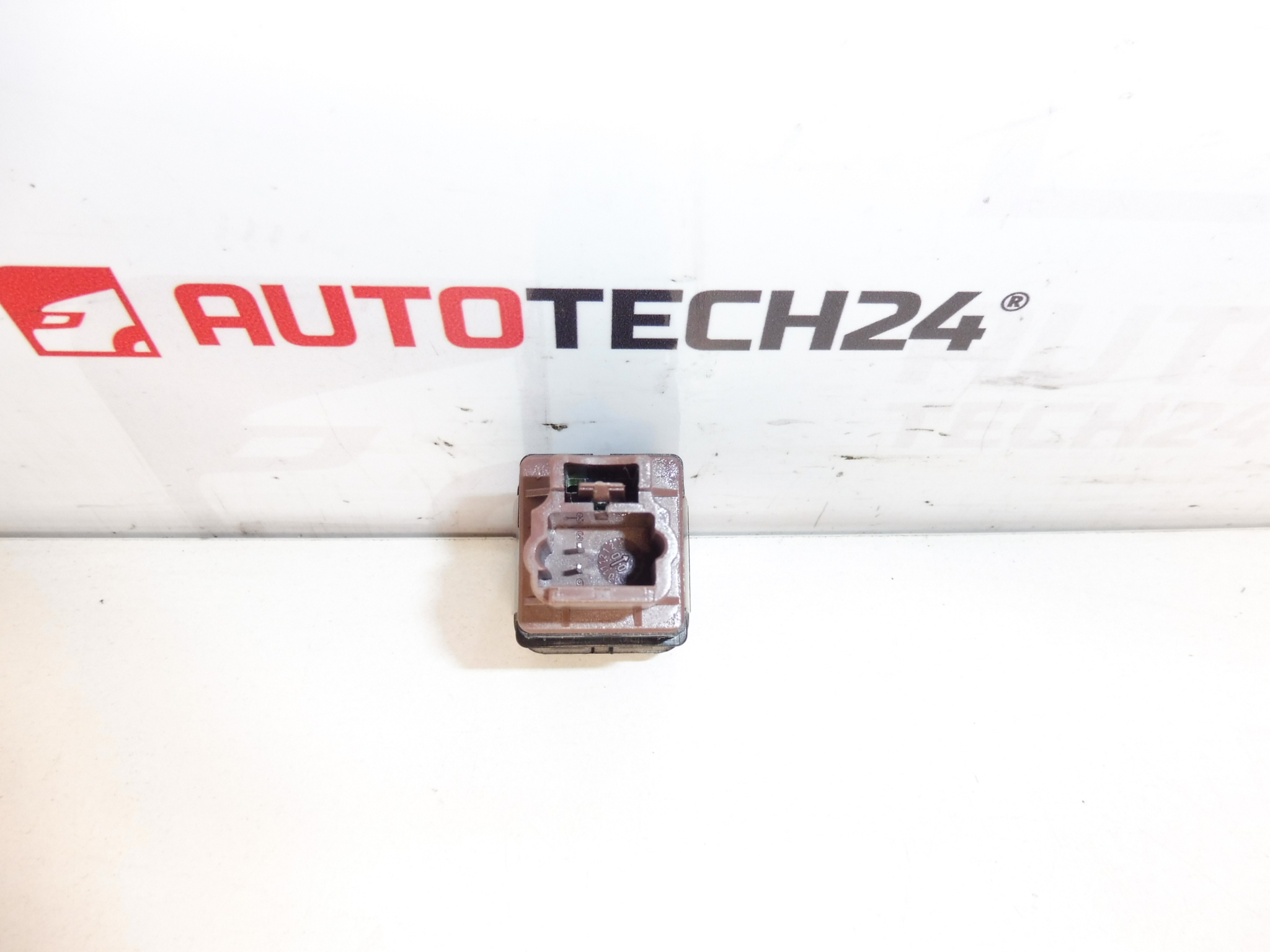 Διακόπτης αερόσακου συνοδηγού Citroën Peugeot 96373215ZL 8216E6