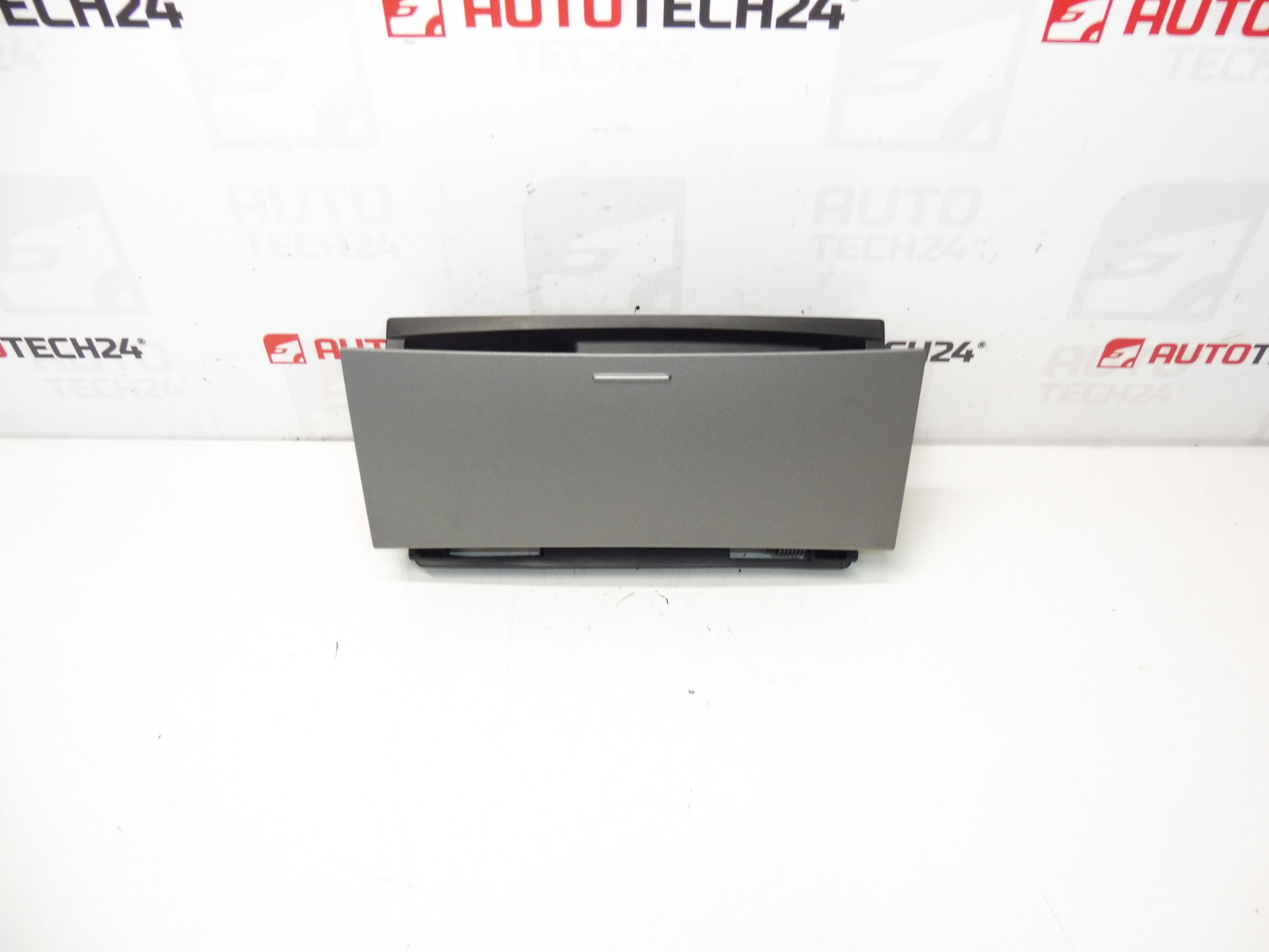 Τασάκι με αναπτήρα Peugeot 407 9644562177 8211JH