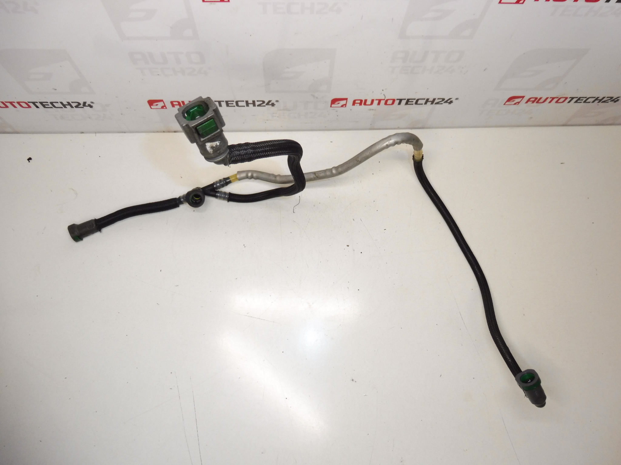 Γραμμή καυσίμου Citroën Peugeot 2.2 HDI 1574K9