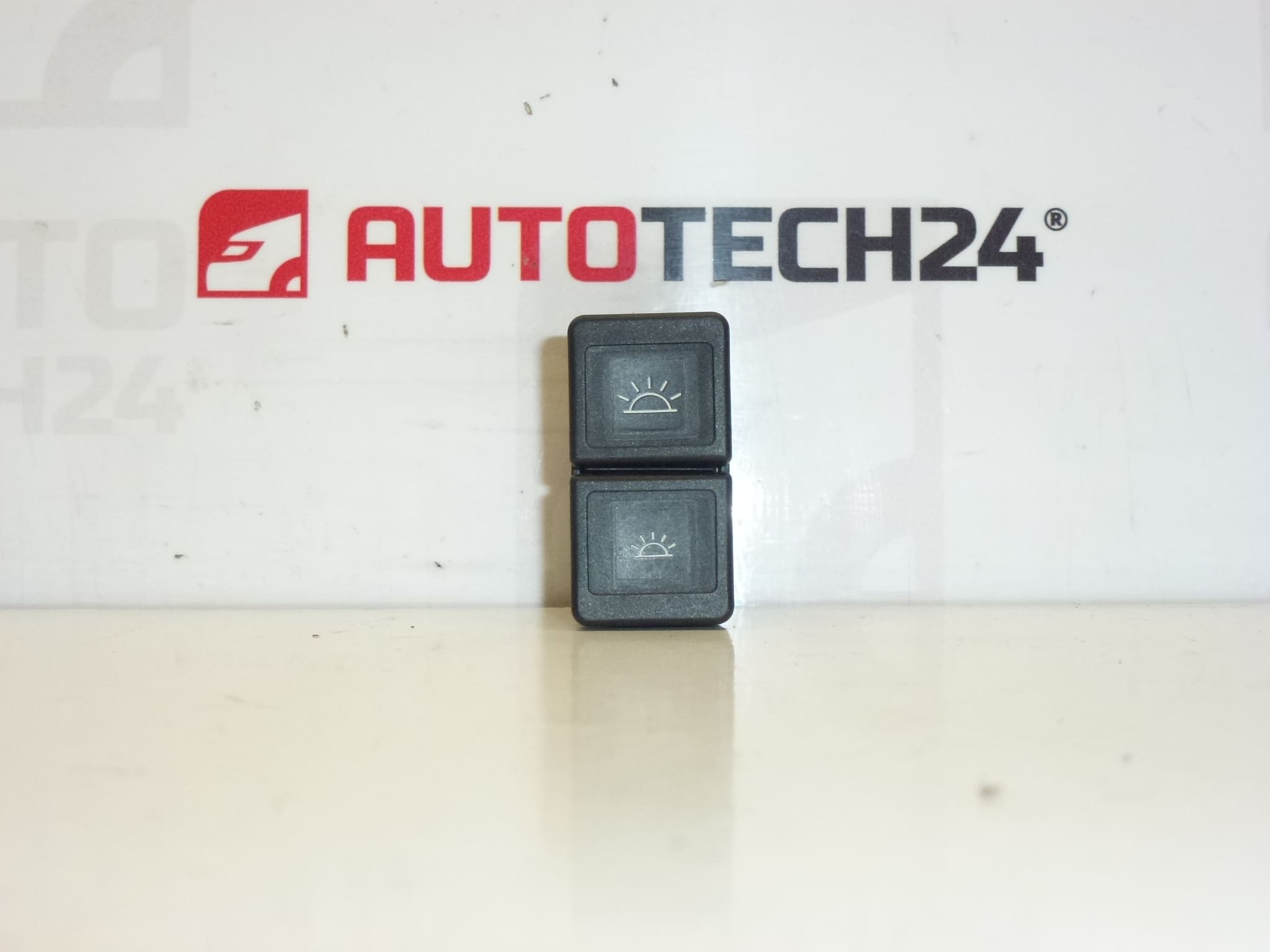 Ελεγκτής εσωτερικού φωτισμού Citroën Peugeot 655421