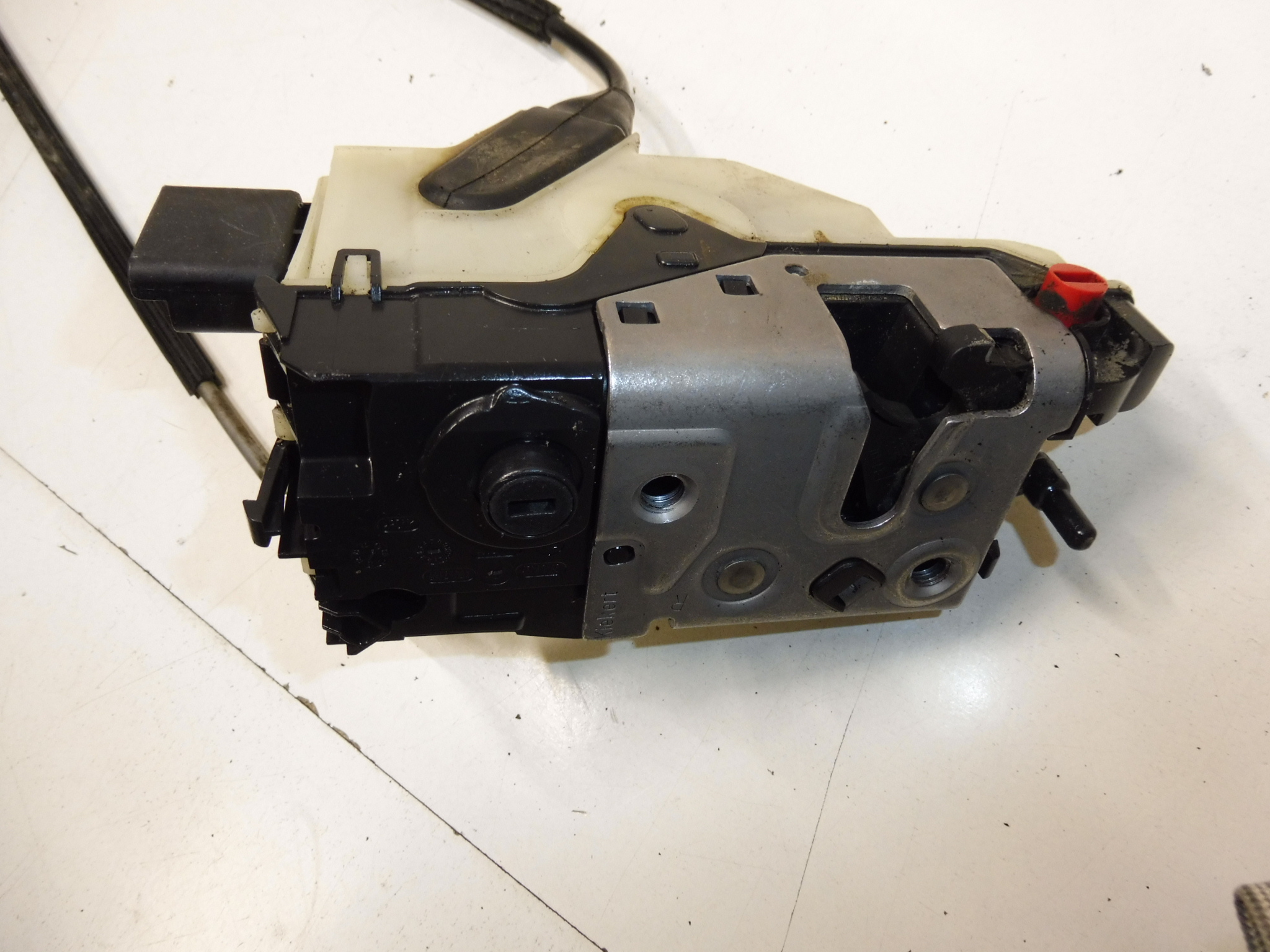 Κλειδαριά πίσω δεξιά πόρτα Citroën C4 9685352080 9138AH