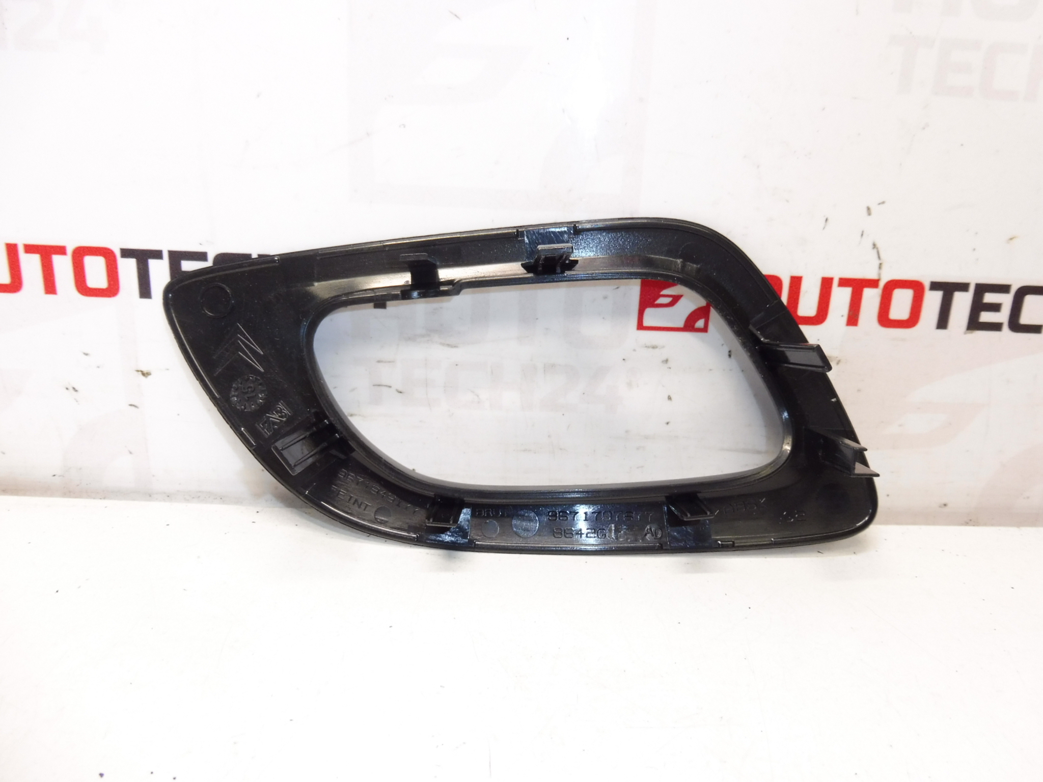 Εσωτερικό αριστερό κάλυμμα στροφάλου Citroën C4 DS4 9671797677 9671949177 9119JZ