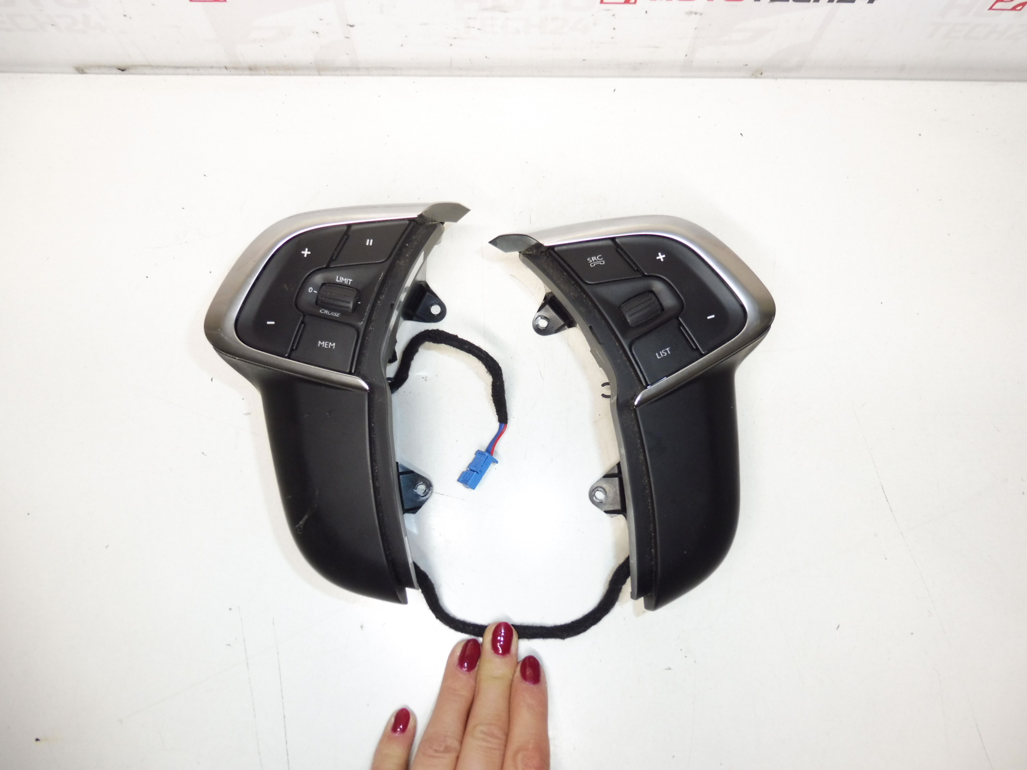 Έλεγχος τιμονιού Citroen C4 II και DS4 98094657ZD