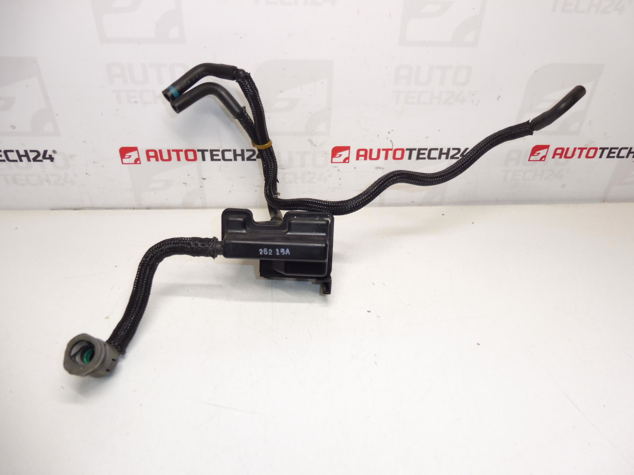 Δεξαμενή κενού Citroën Peugeot 1.2 9807593380 9822341180