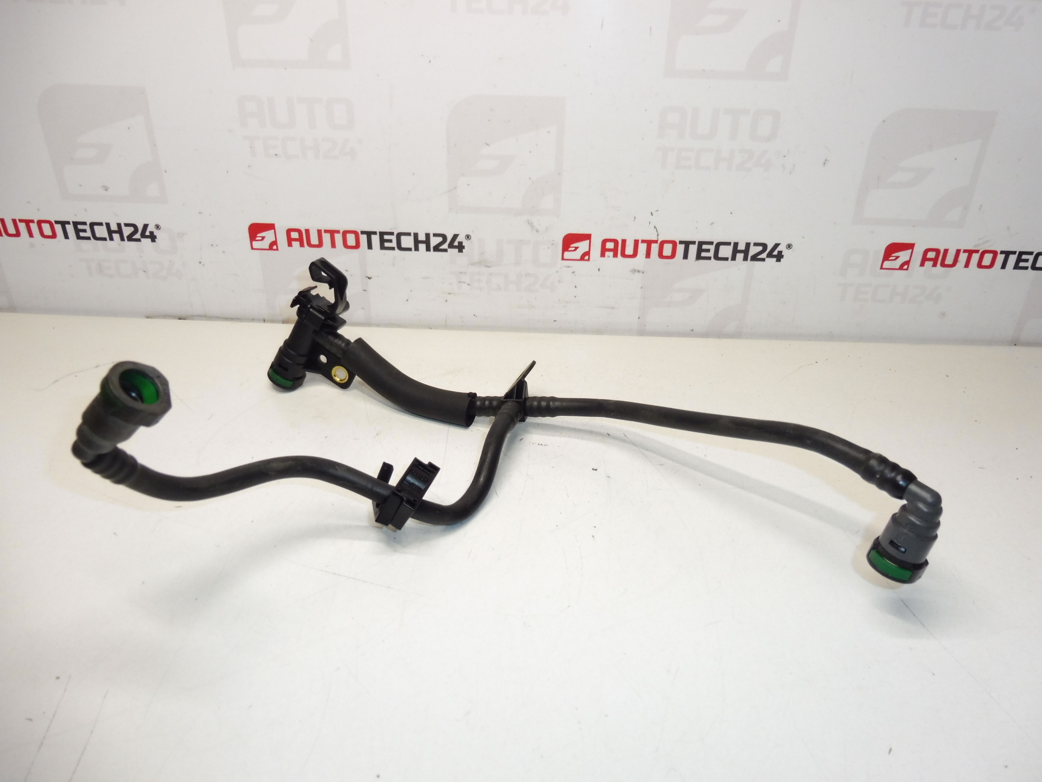 Σωλήνες καυσίμου Citroën Peugeot 1.6 e-HDI 9808083480 1574HV