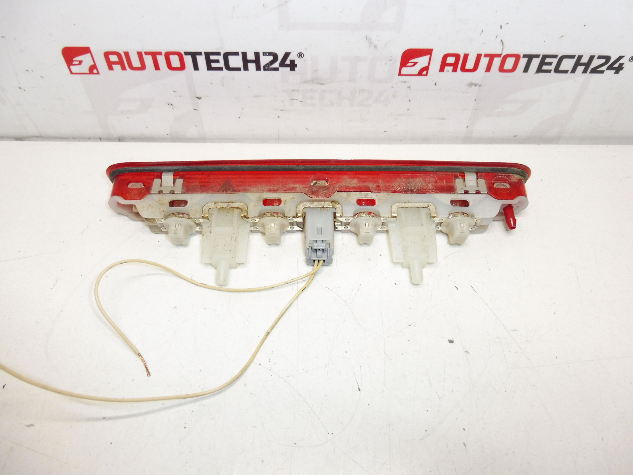 Το τρίτο φως φρένων Citroën C3 III 9812257880