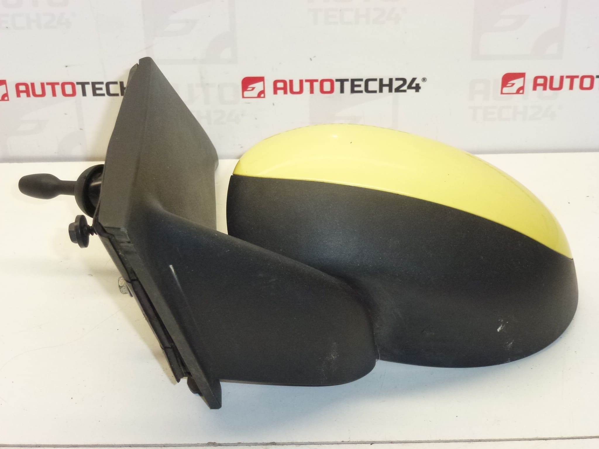Αριστερός καθρέφτης κίτρινος Citroën C1 Peugeot 107 87940-0H010 87940-0H011