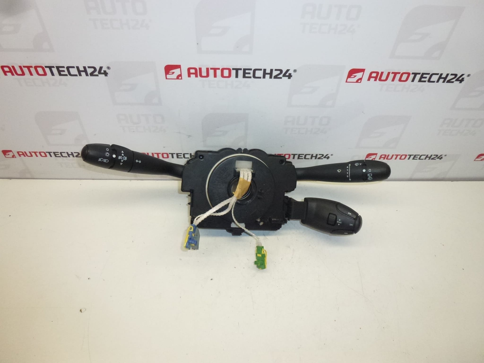 Χειριστήρια μοχλού Citroën Peugeot 96542542XT 6242F0