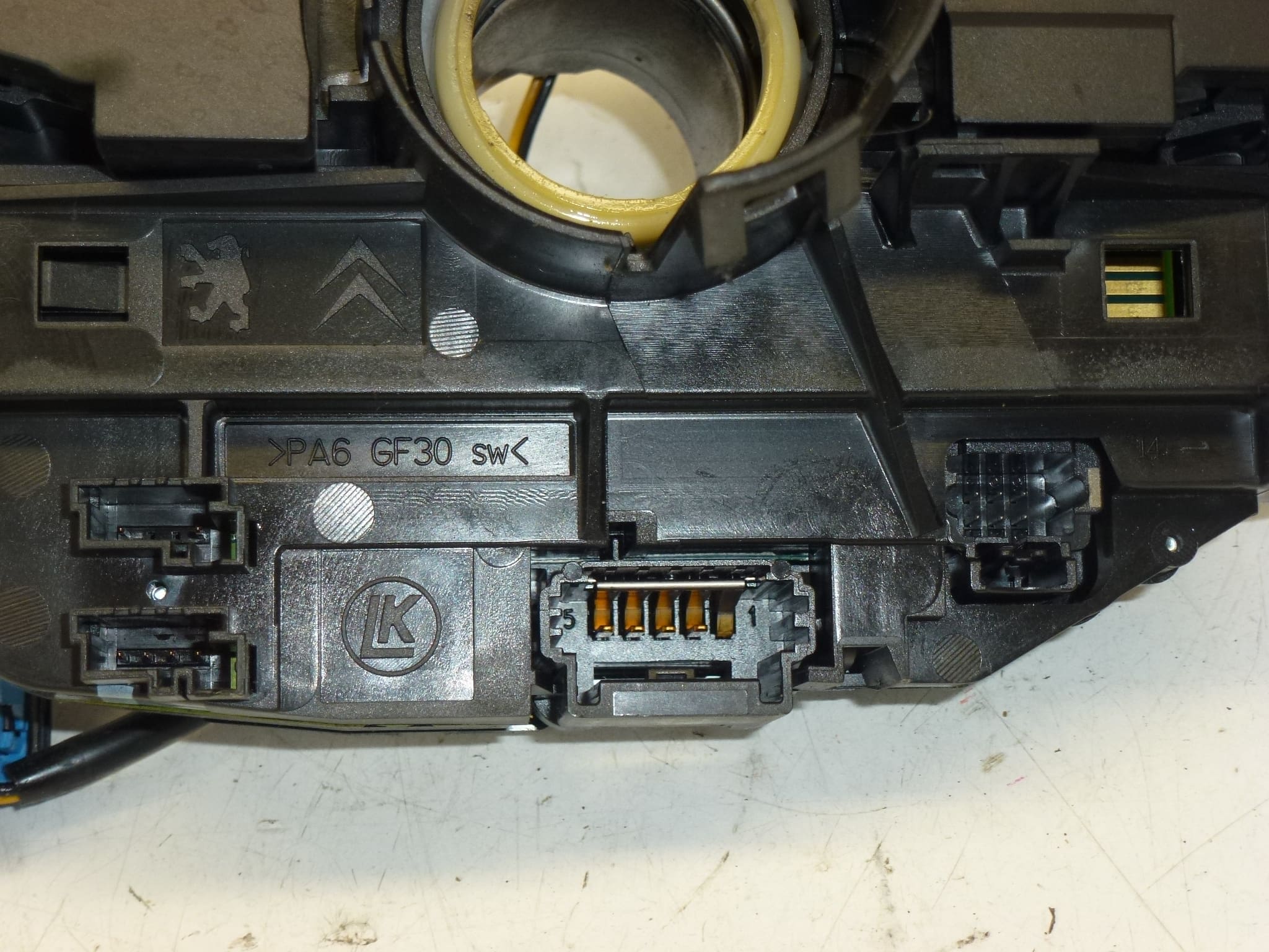 Χειριστήρια μοχλού Citroën Peugeot 9663616XT 6242WS